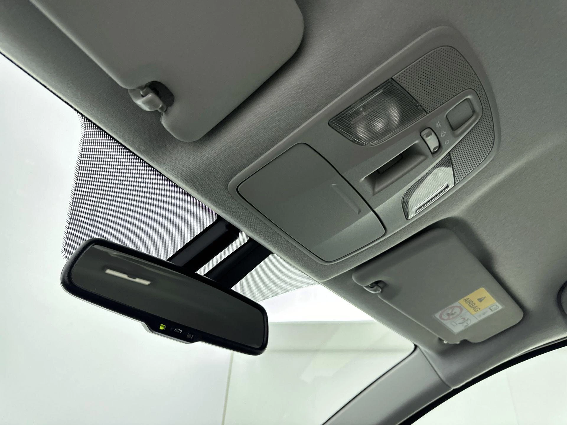 Suzuki-S-Cross-image-9