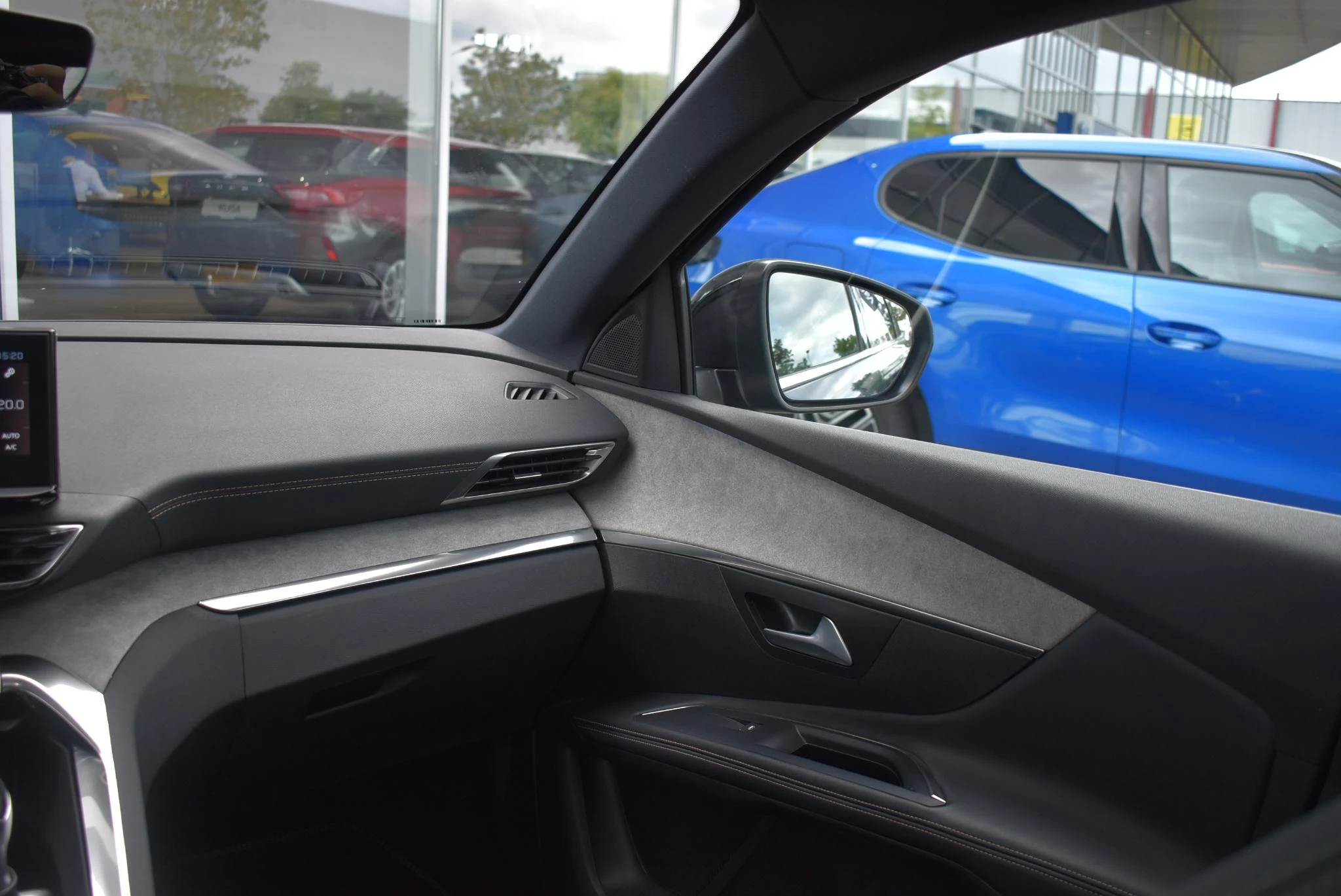 Peugeot-5008-image-53
