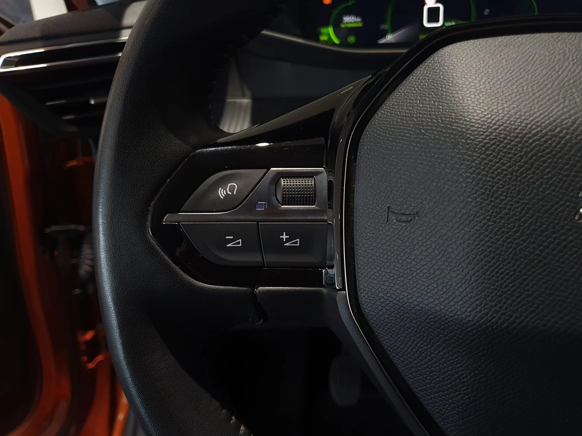 Peugeot-2008-image-11