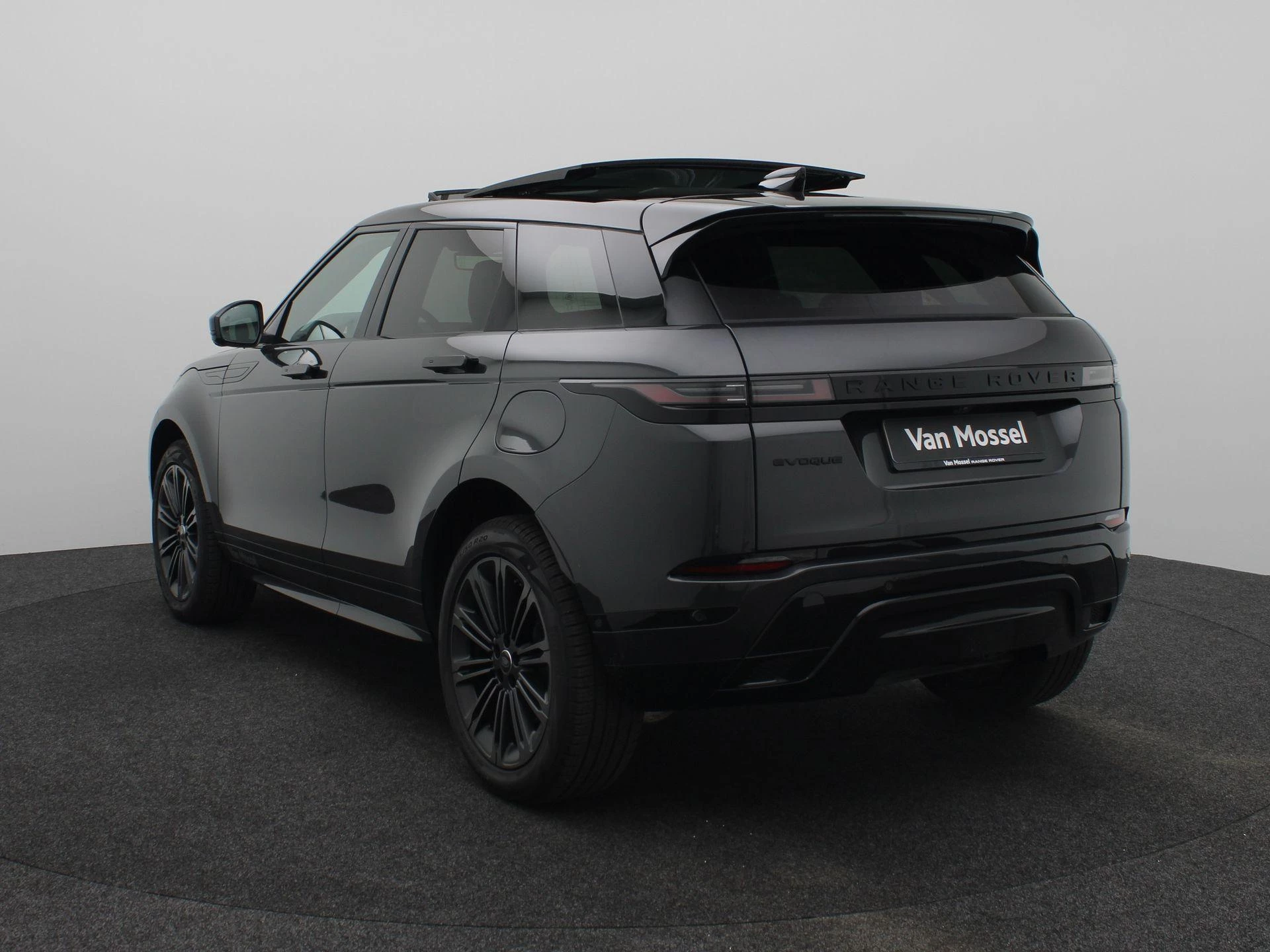 Land Rover-Range Rover Evoque-image-1