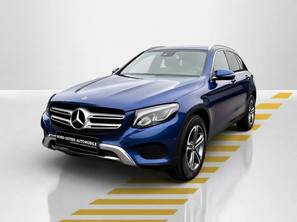 Mercedes-Benz-GLC 350 d-image-1