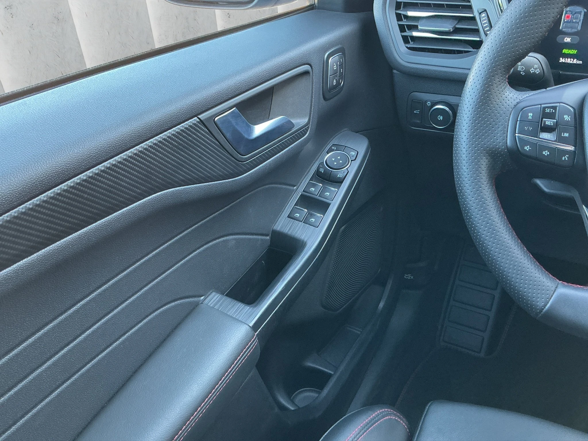 Ford-Kuga-image-15