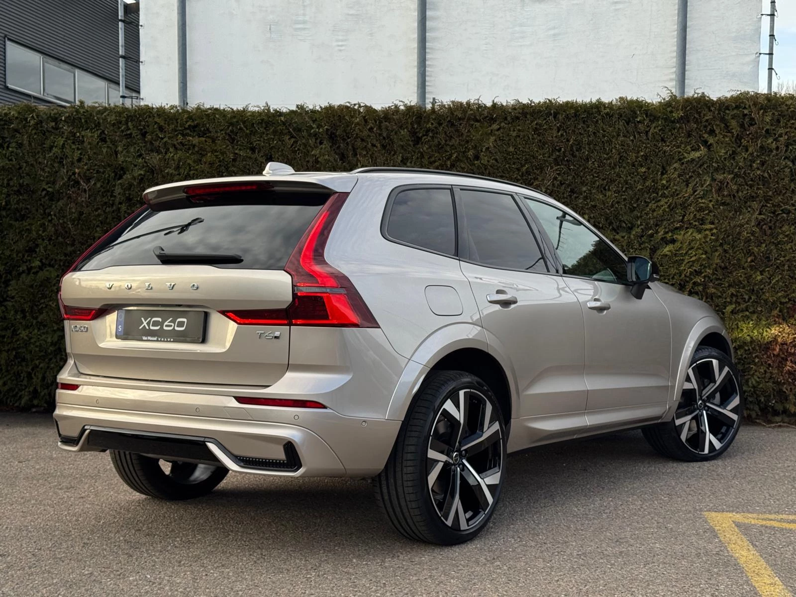 Volvo-XC60-image-1