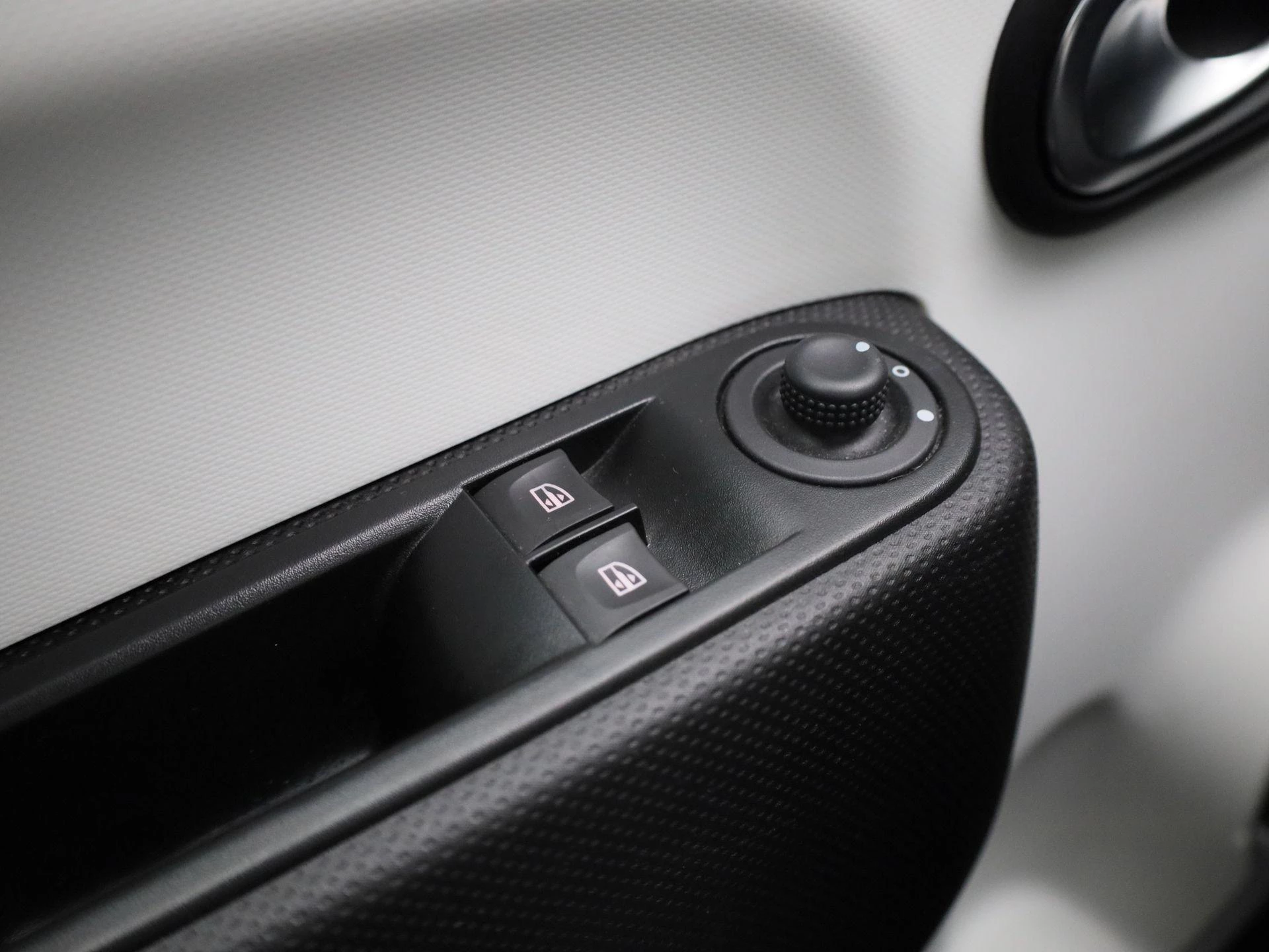 Renault-Twingo-image-20