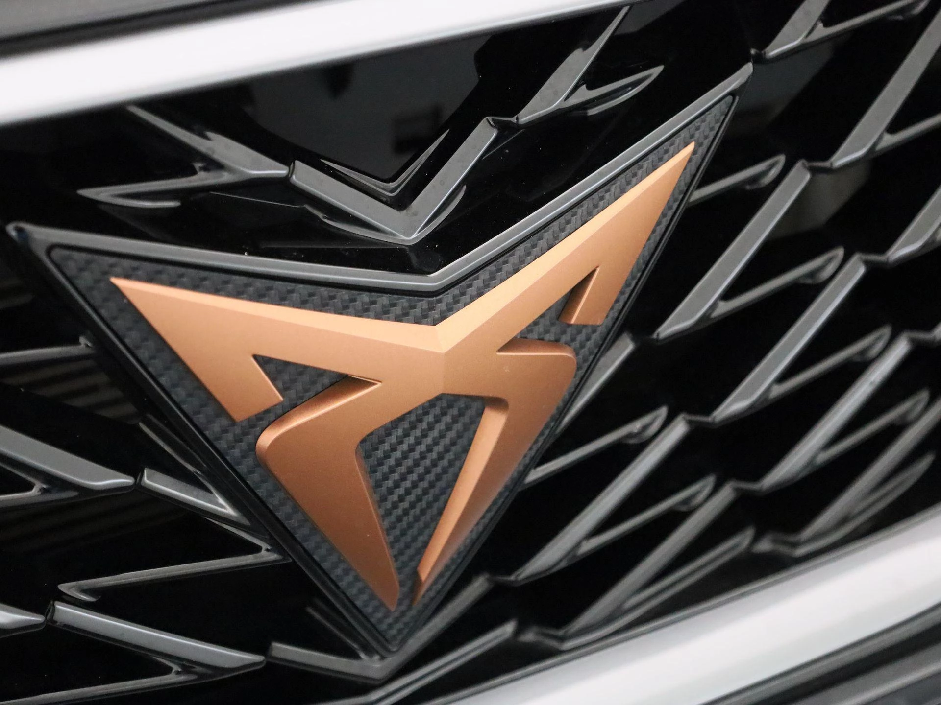 CUPRA Formentor 1.4 e-HYBRID DSG