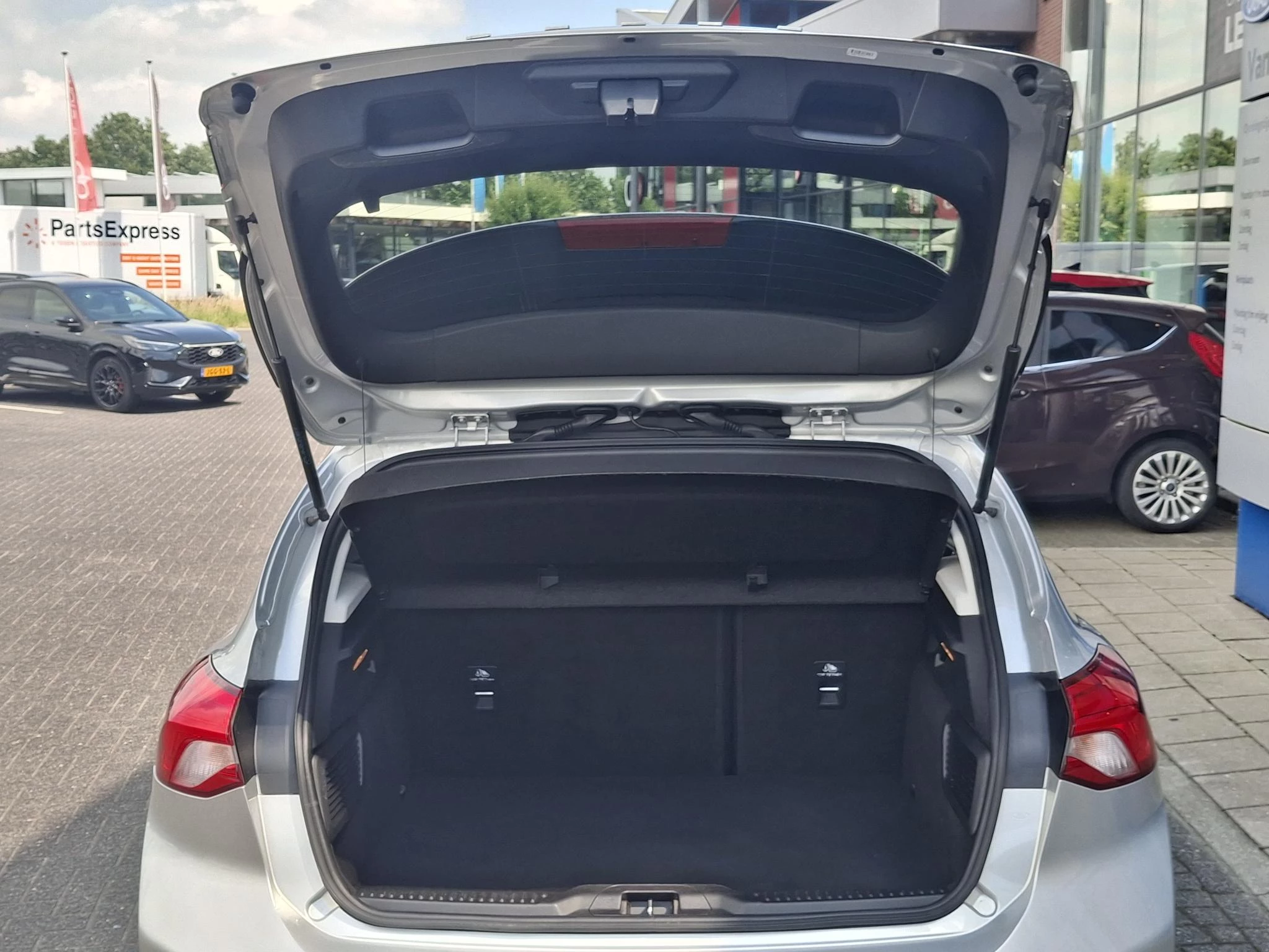 Ford-Focus-image-8
