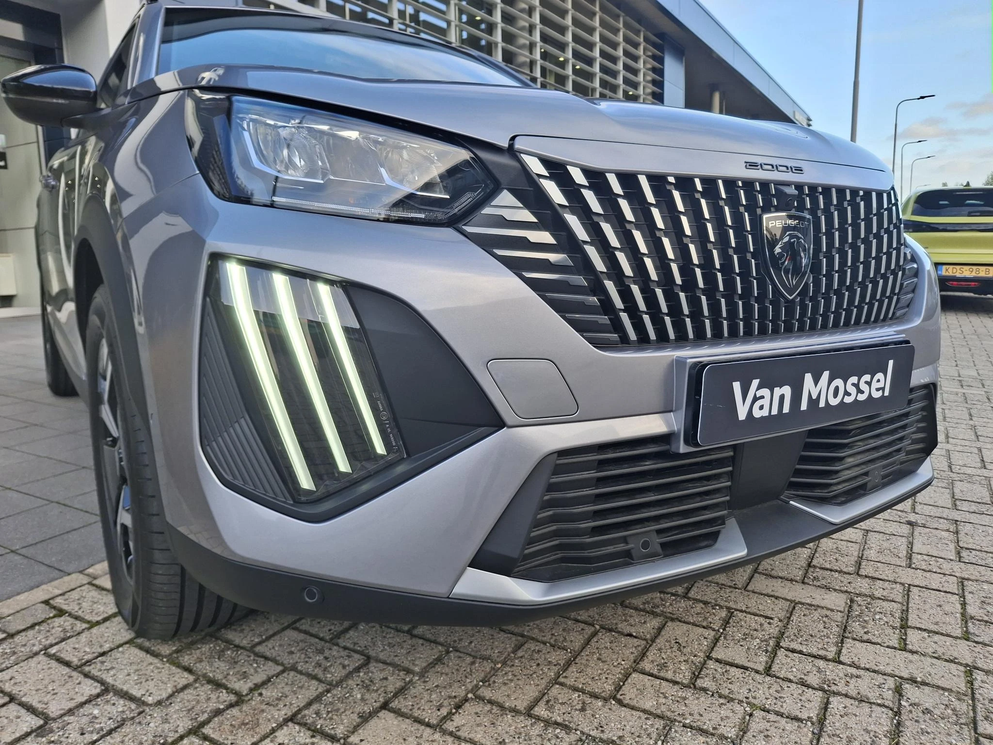 Peugeot-2008-image-6