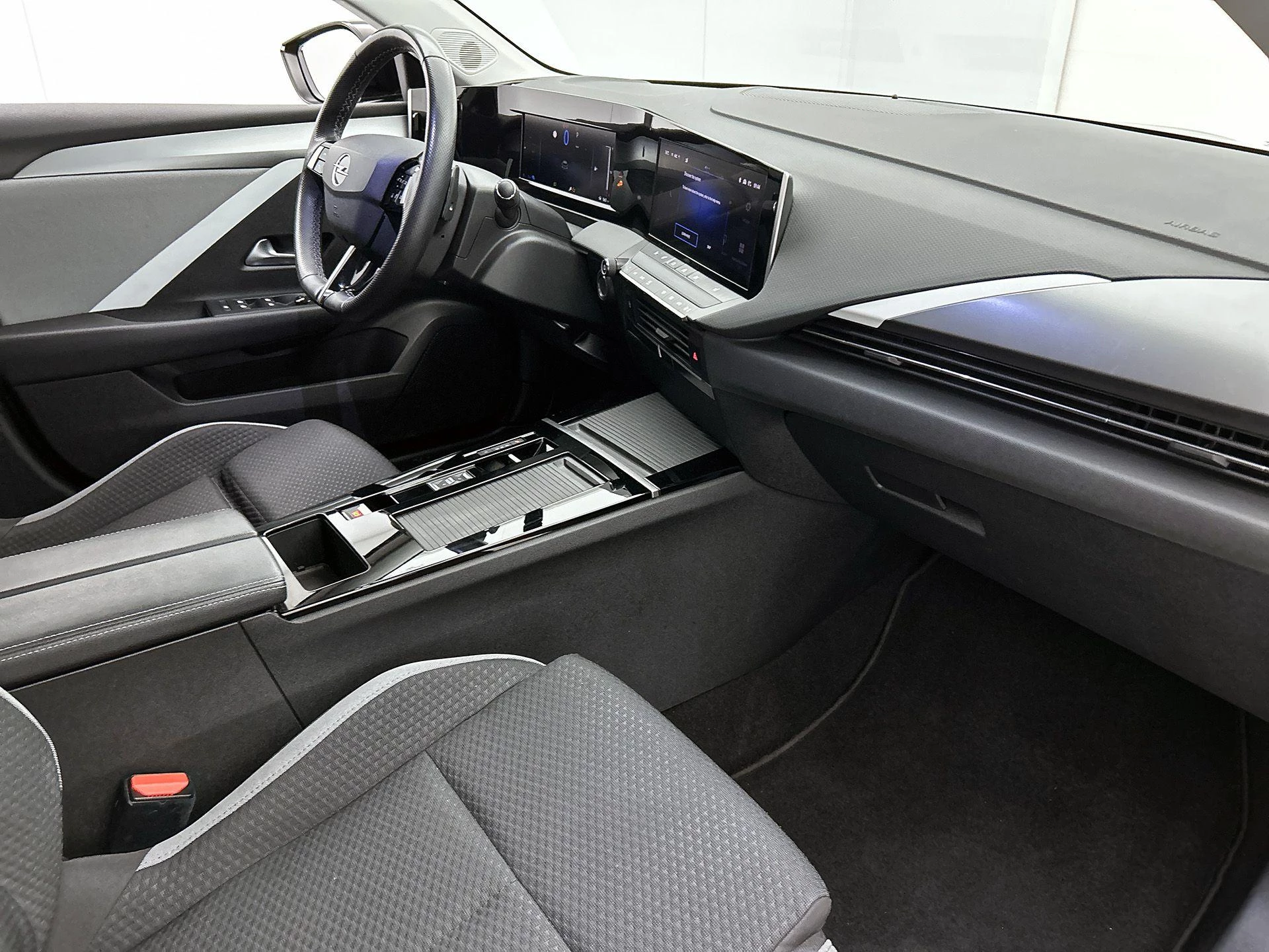 Opel-Astra-image-20