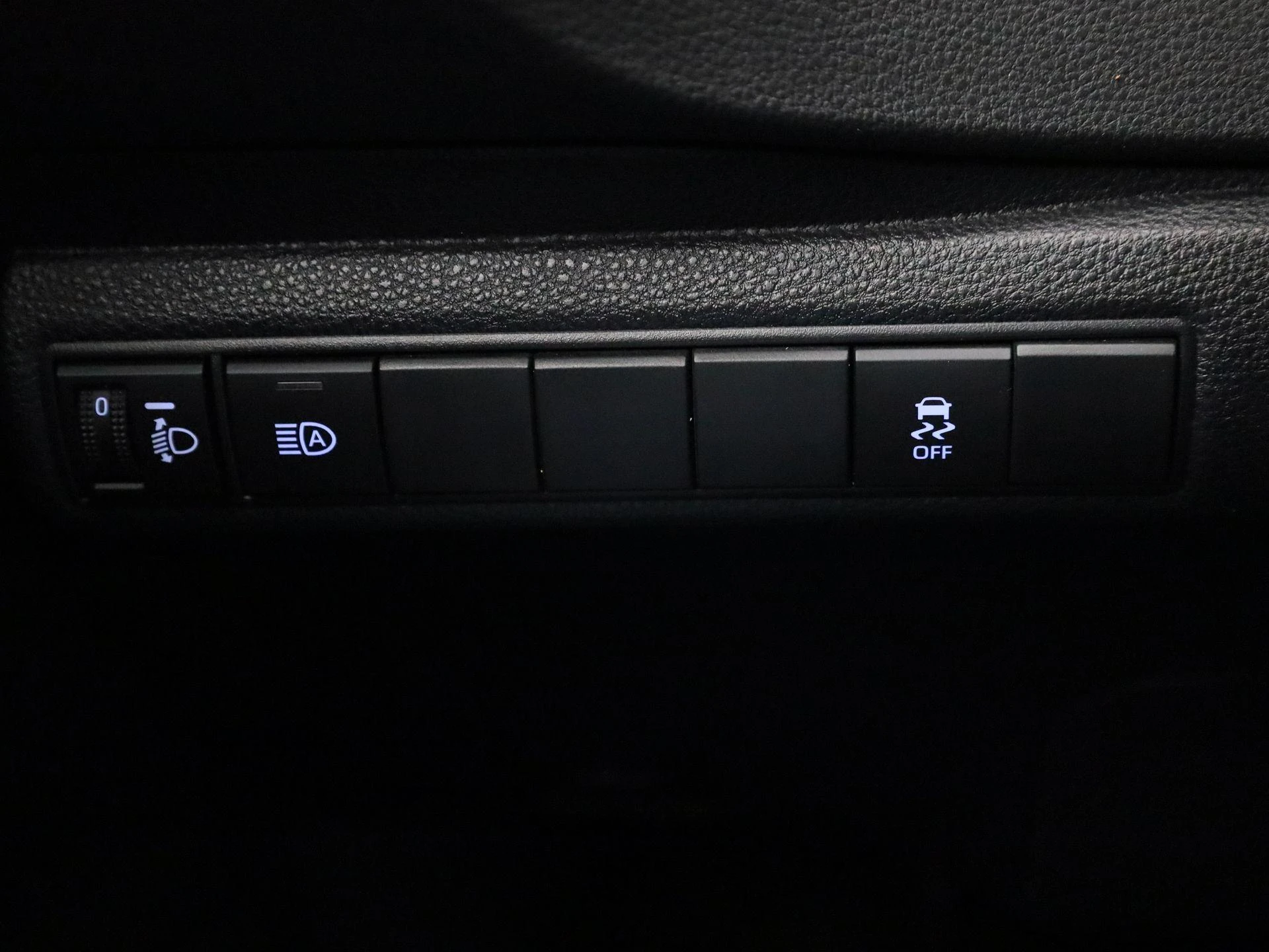 Toyota Corolla 1.8 Hybrid Business Plus