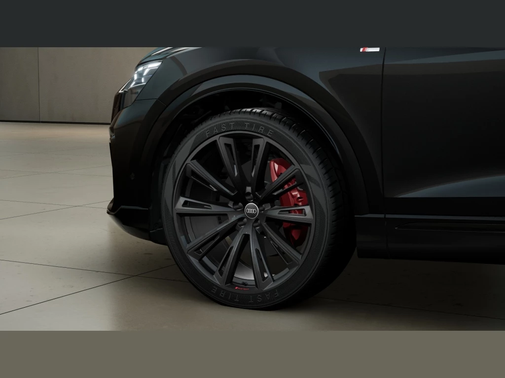 Audi Q8 SUV TDI quattro tiptronic S line HUD Pano Matrix B&O ALP