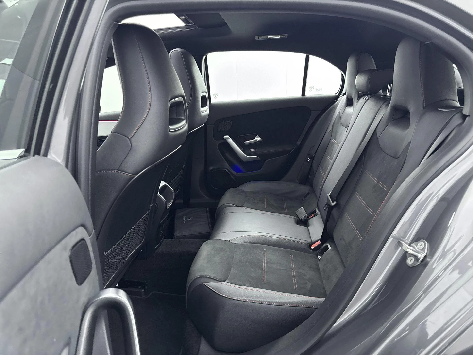 Mercedes-Benz-A-Klasse-image-15
