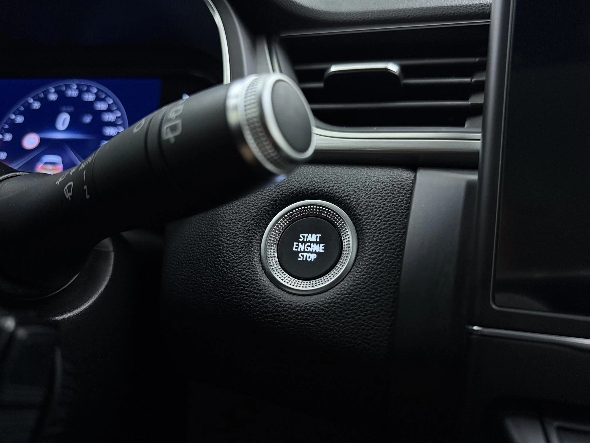 Renault-Captur-image-28