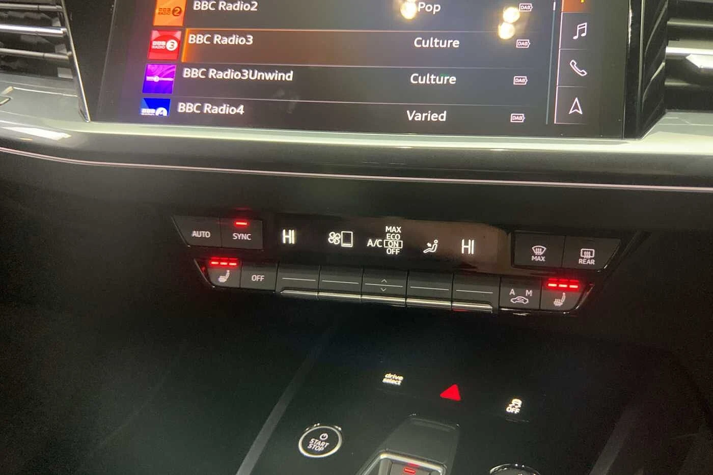 Audi-Q4 e-tron-image-20