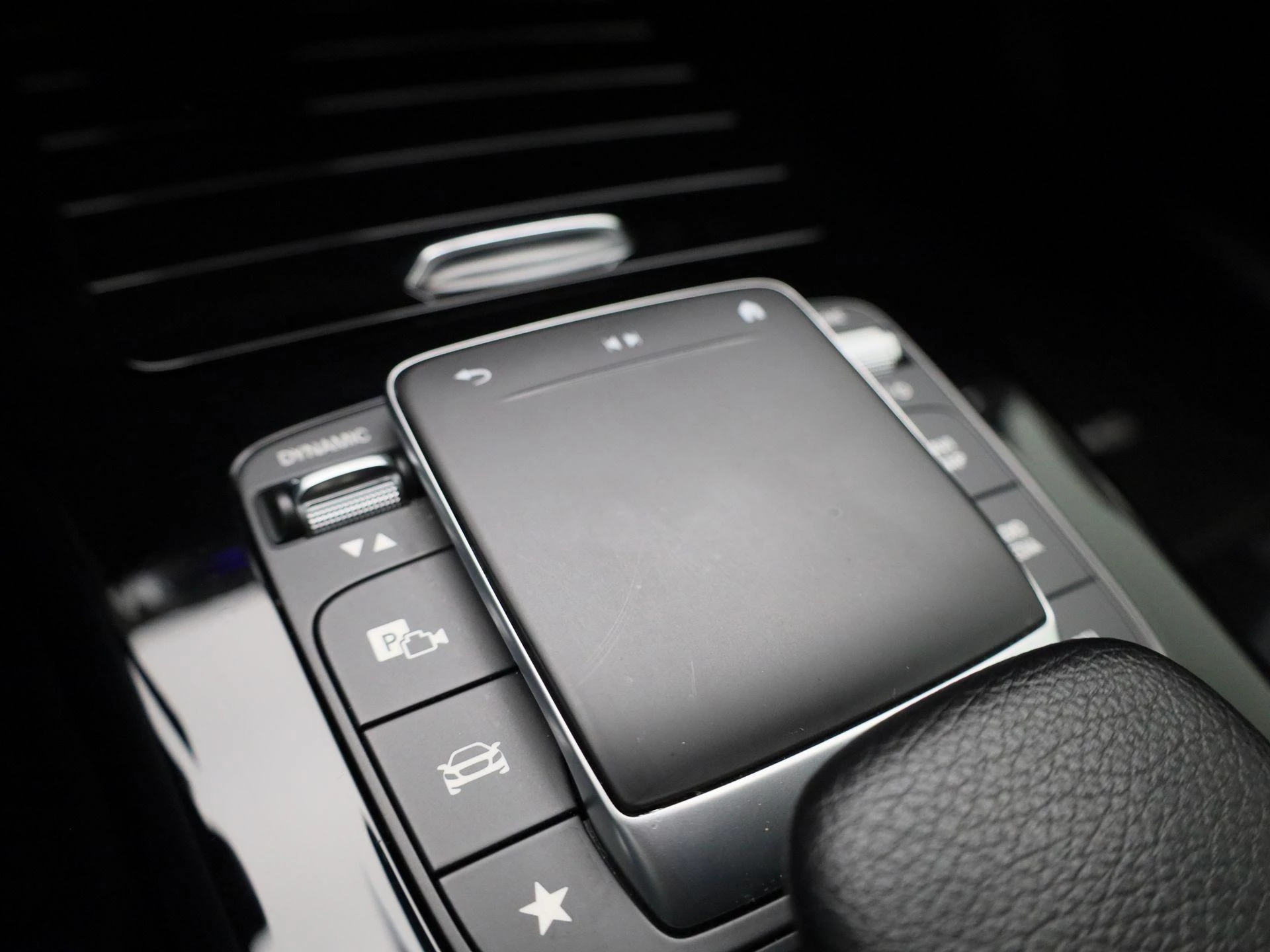 Mercedes-Benz-A-Klasse-image-24