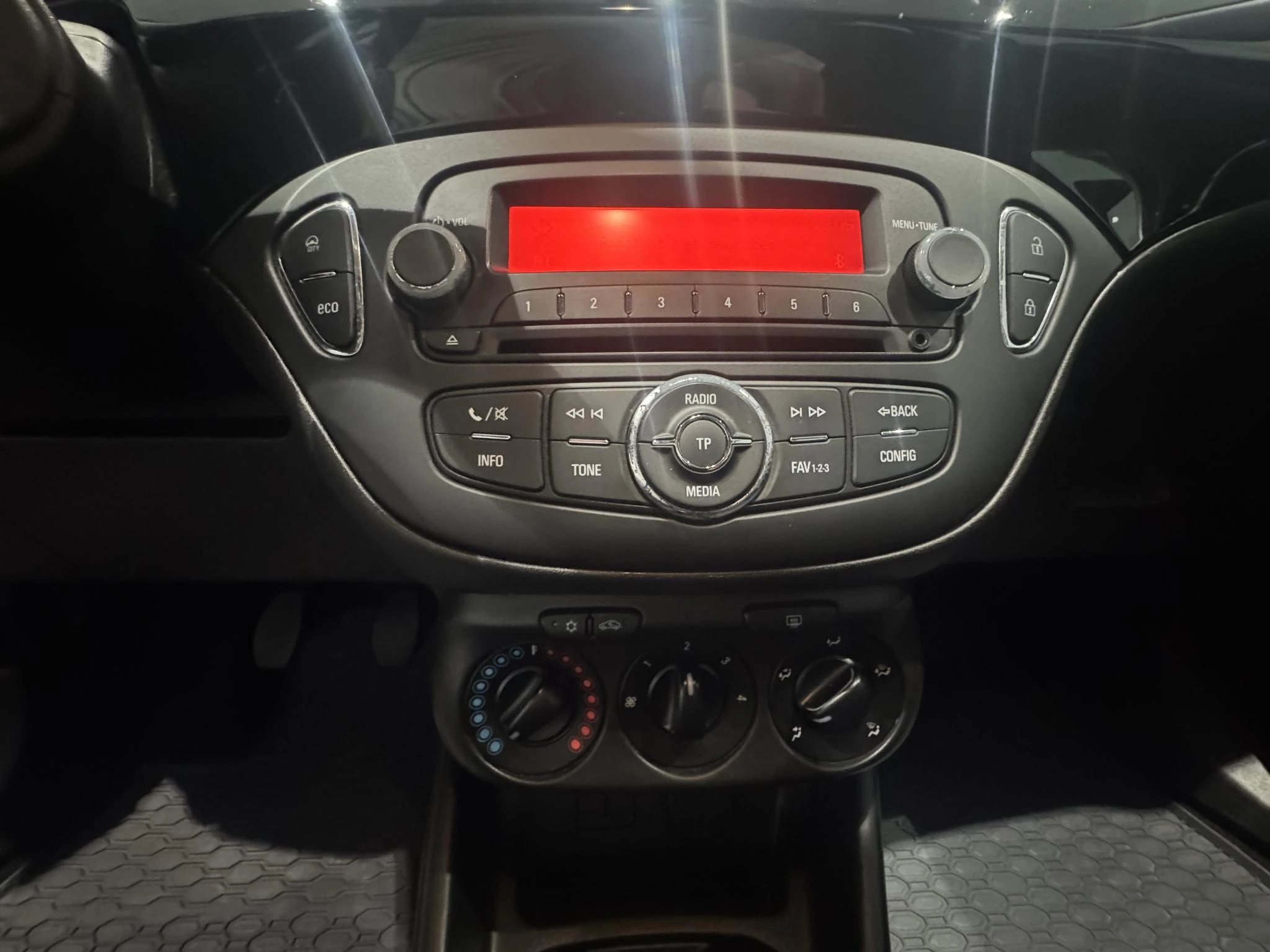 Opel-Corsa-image-13