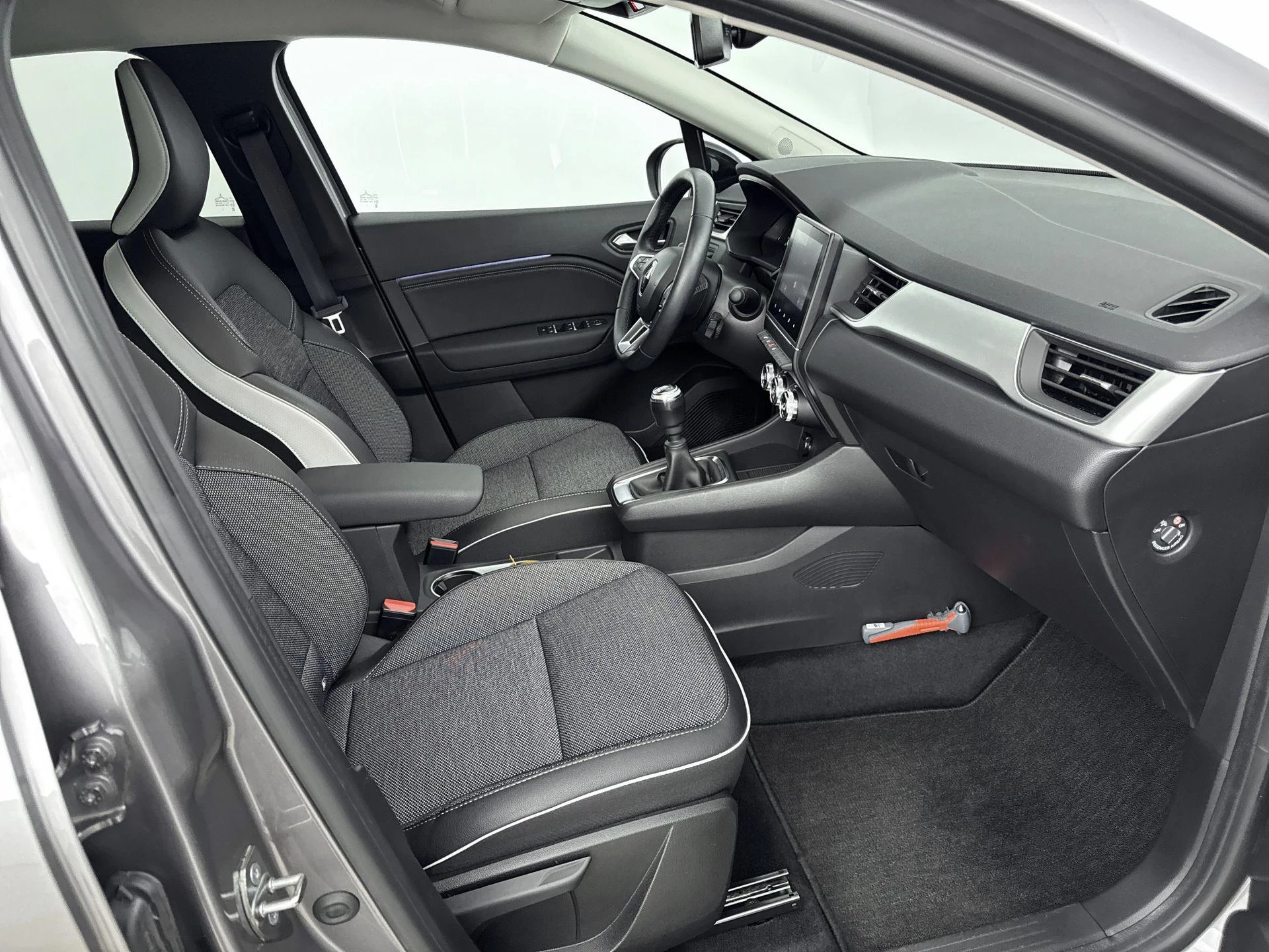 Renault-Captur-image-28