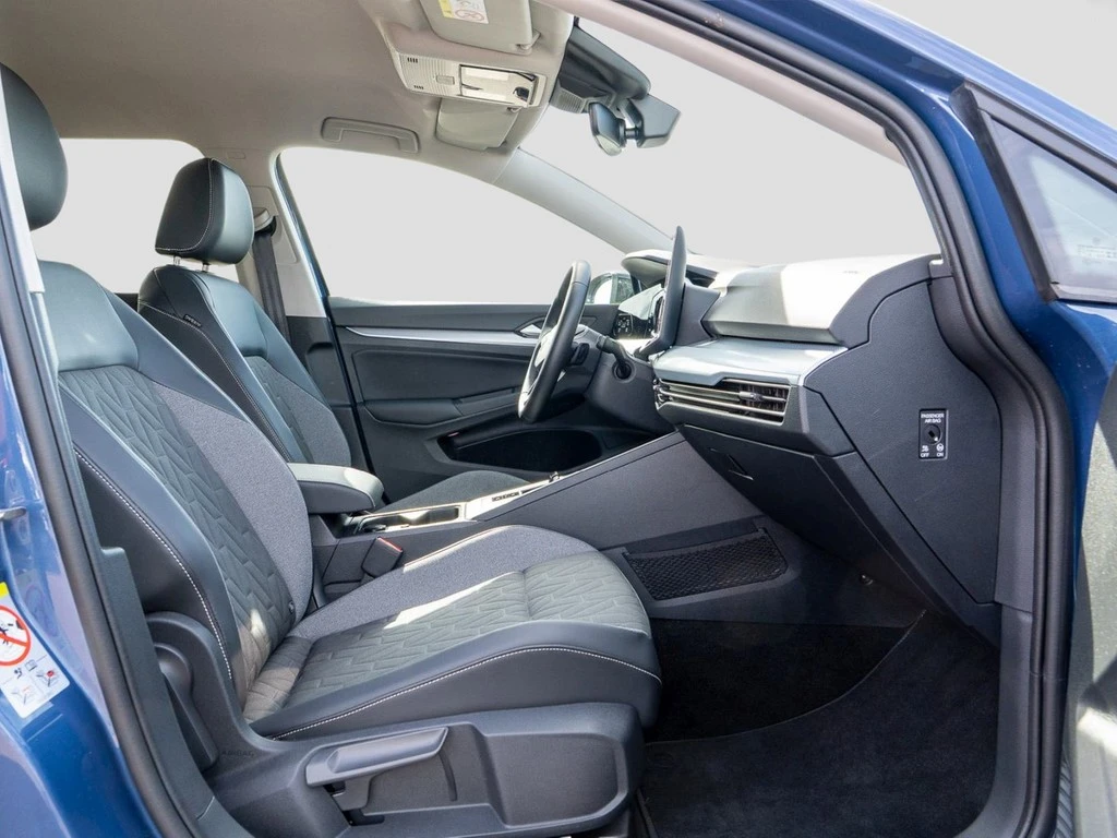 Volkswagen-Golf-image-6