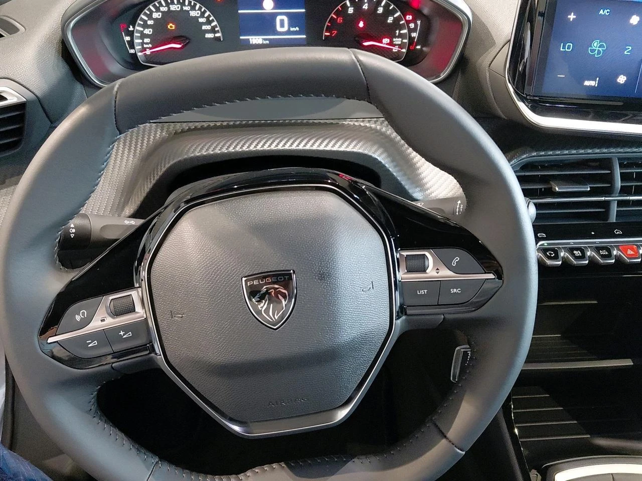 Peugeot-2008-image-9