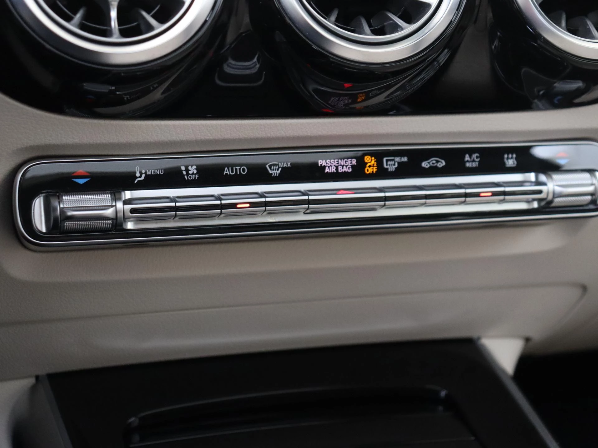 Mercedes-Benz B-Klasse 250 e Business Line