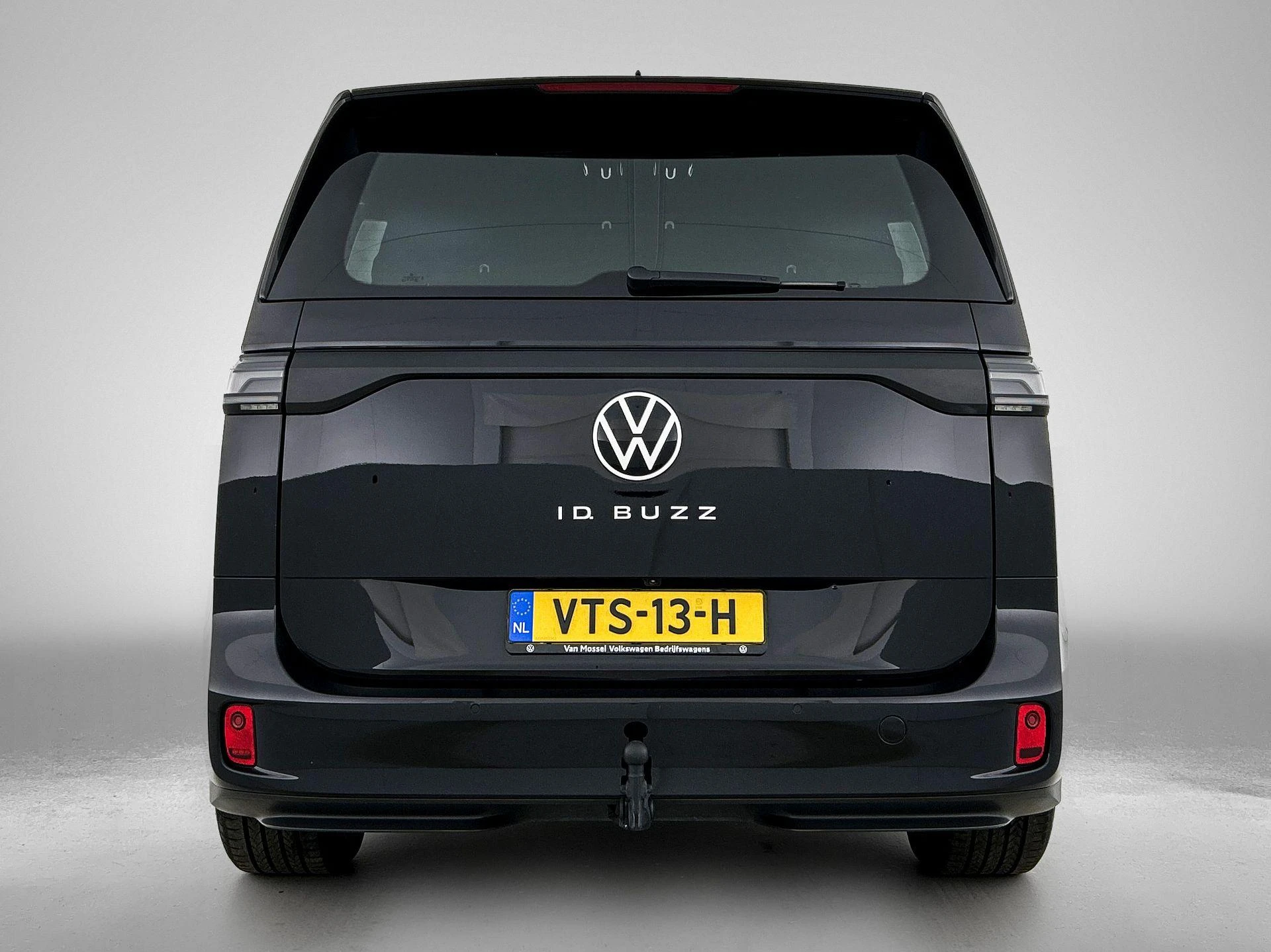 Volkswagen-ID. Buzz Cargo-image-2