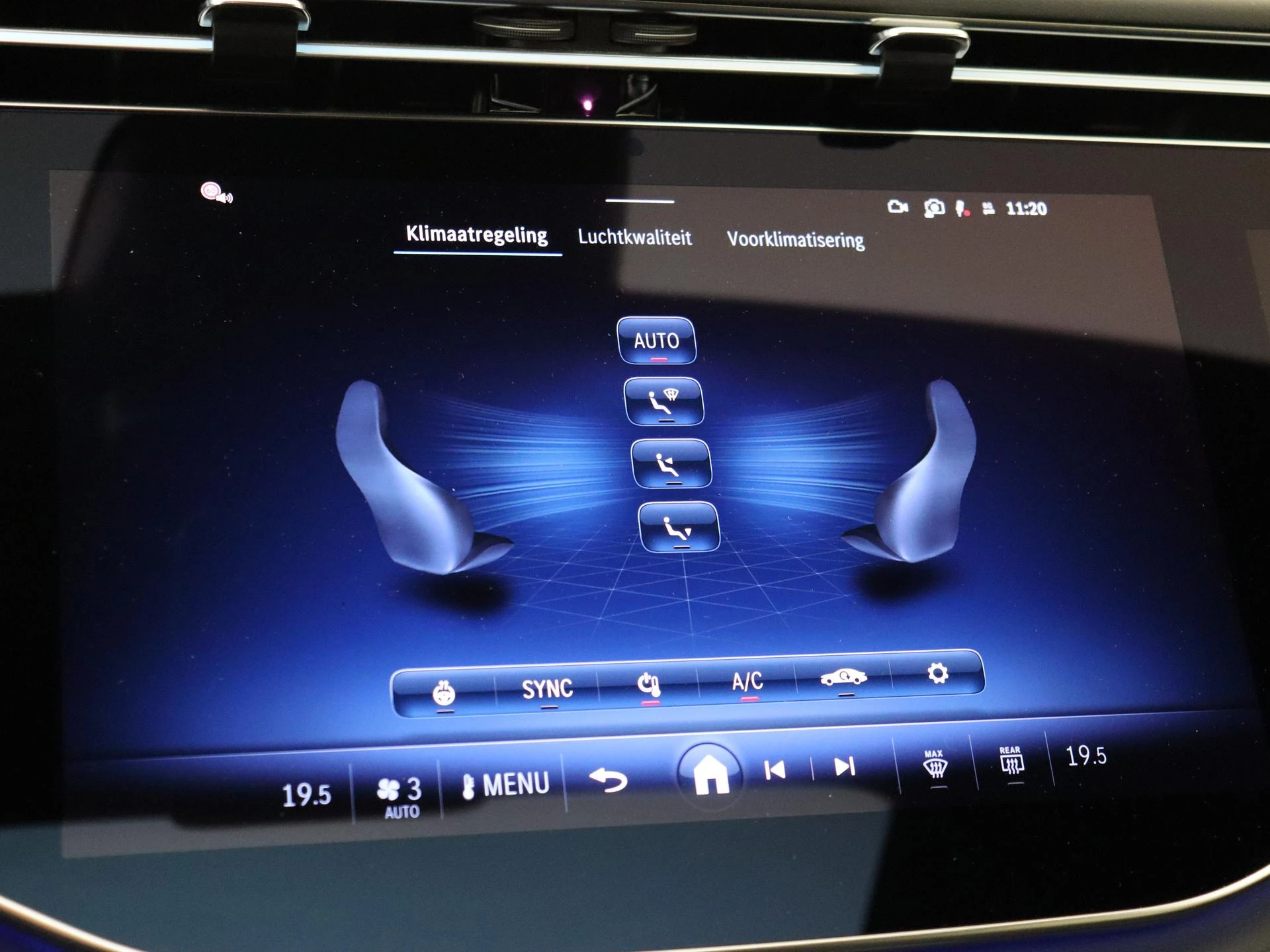 Mercedes-Benz-E-Klasse-image-18