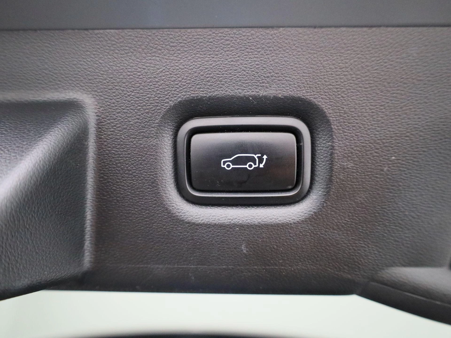 Hyundai-IONIQ 5-image-12