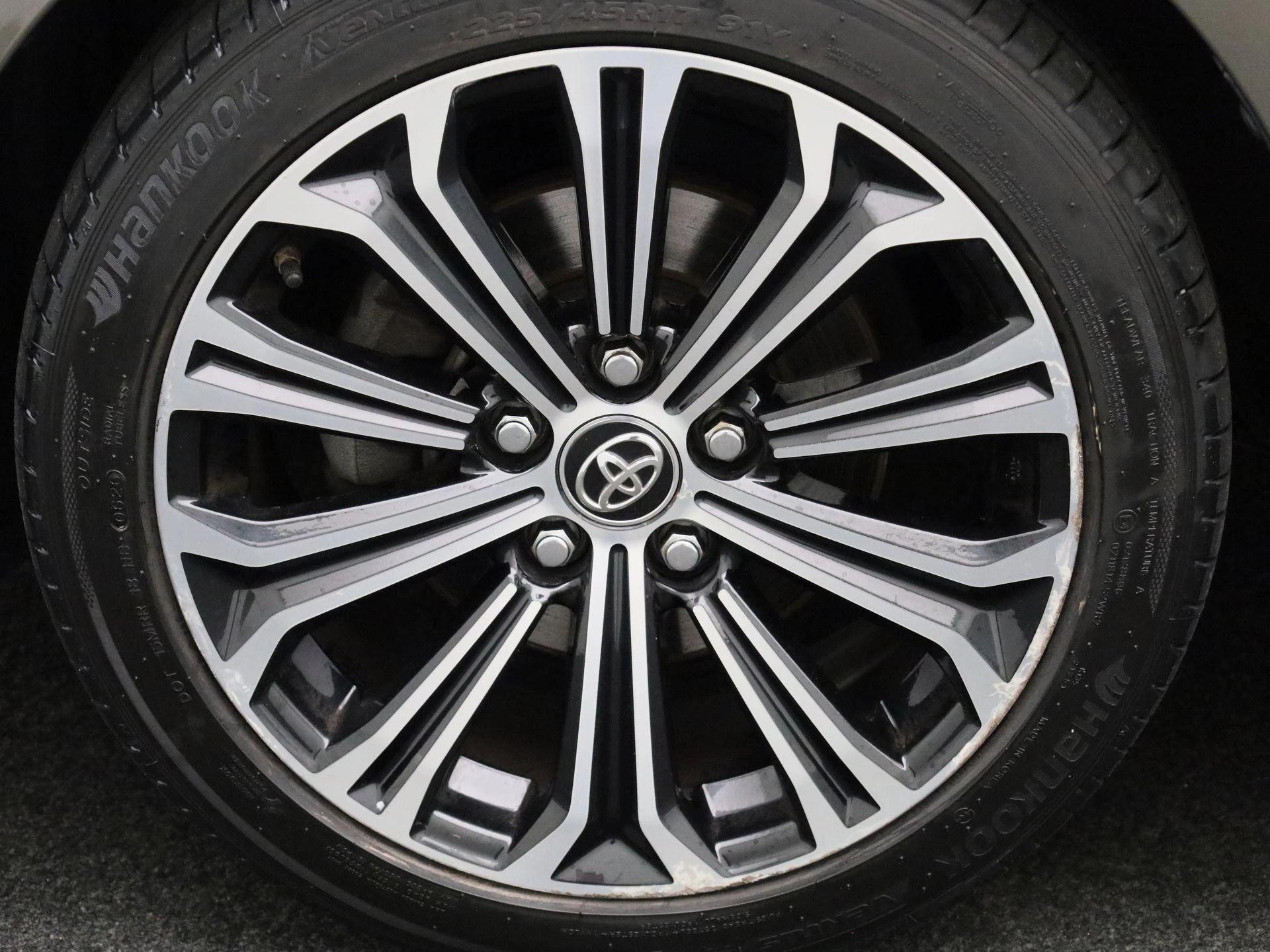 Toyota Corolla Touring Sports 1.8 Hybrid Business Intro