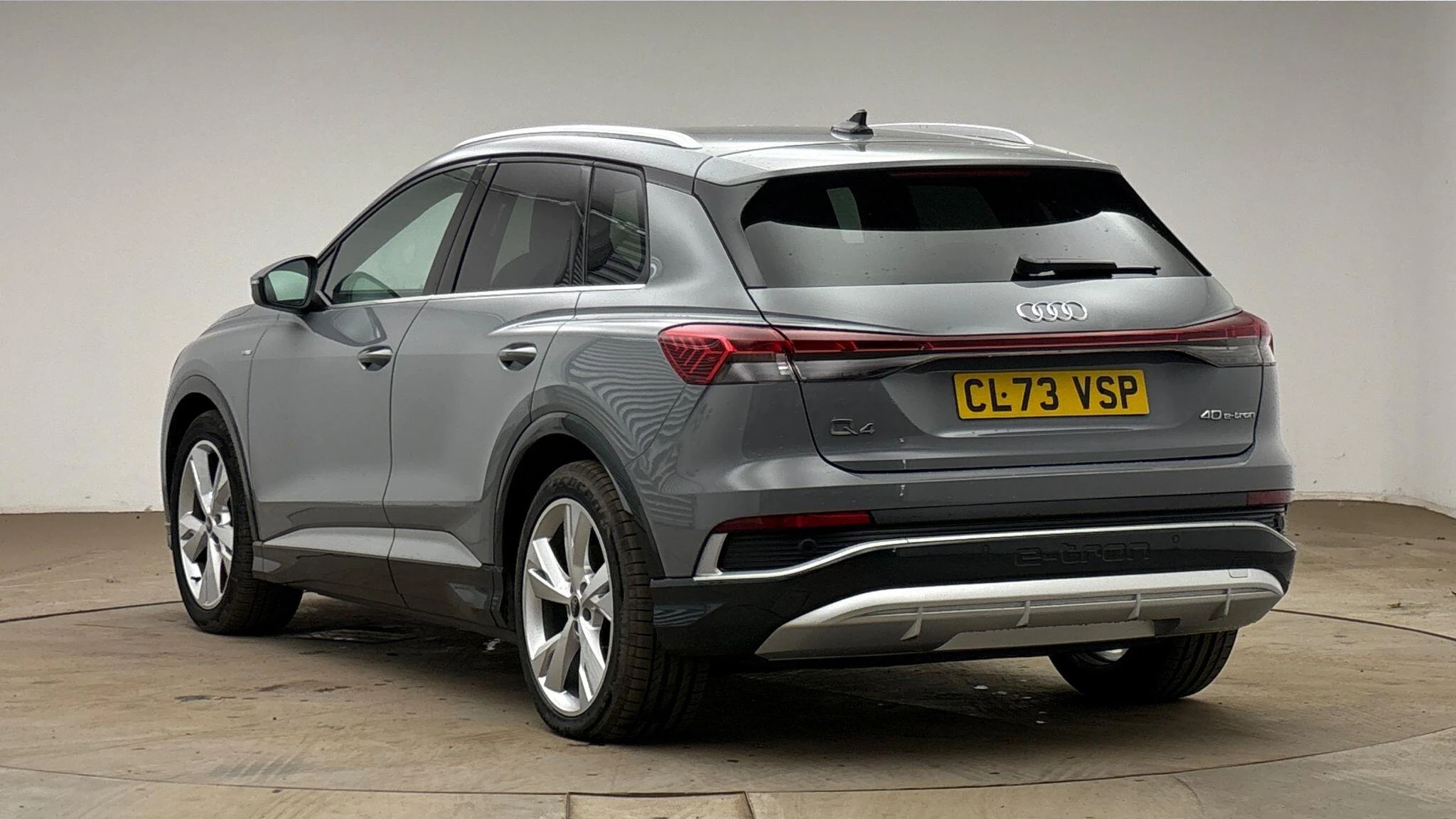 Audi-Q4 e-tron-image-2