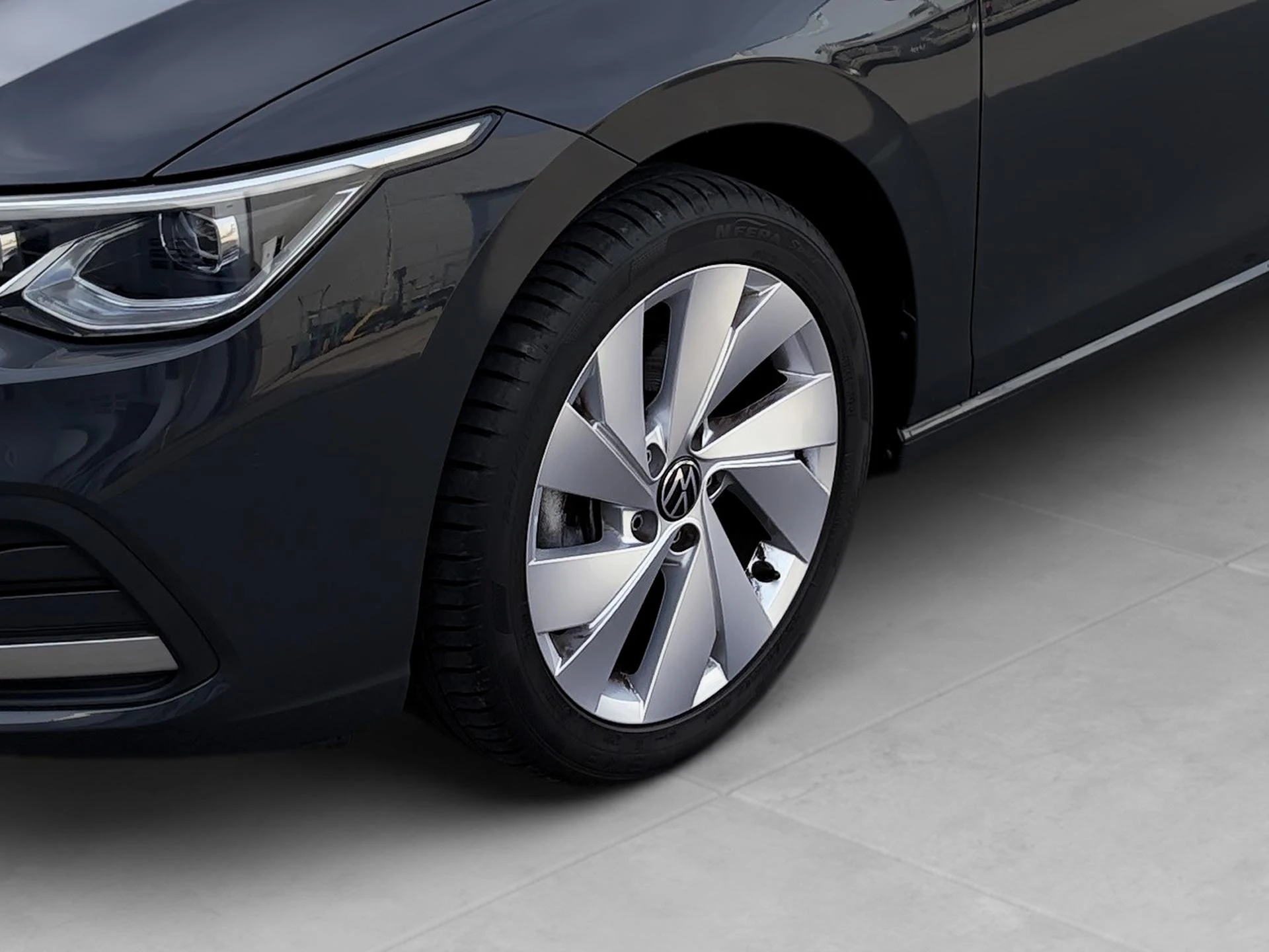 Volkswagen-Golf-image-19