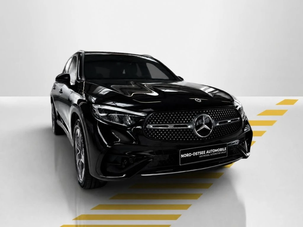 Mercedes-Benz-GLC 300 d-image-17