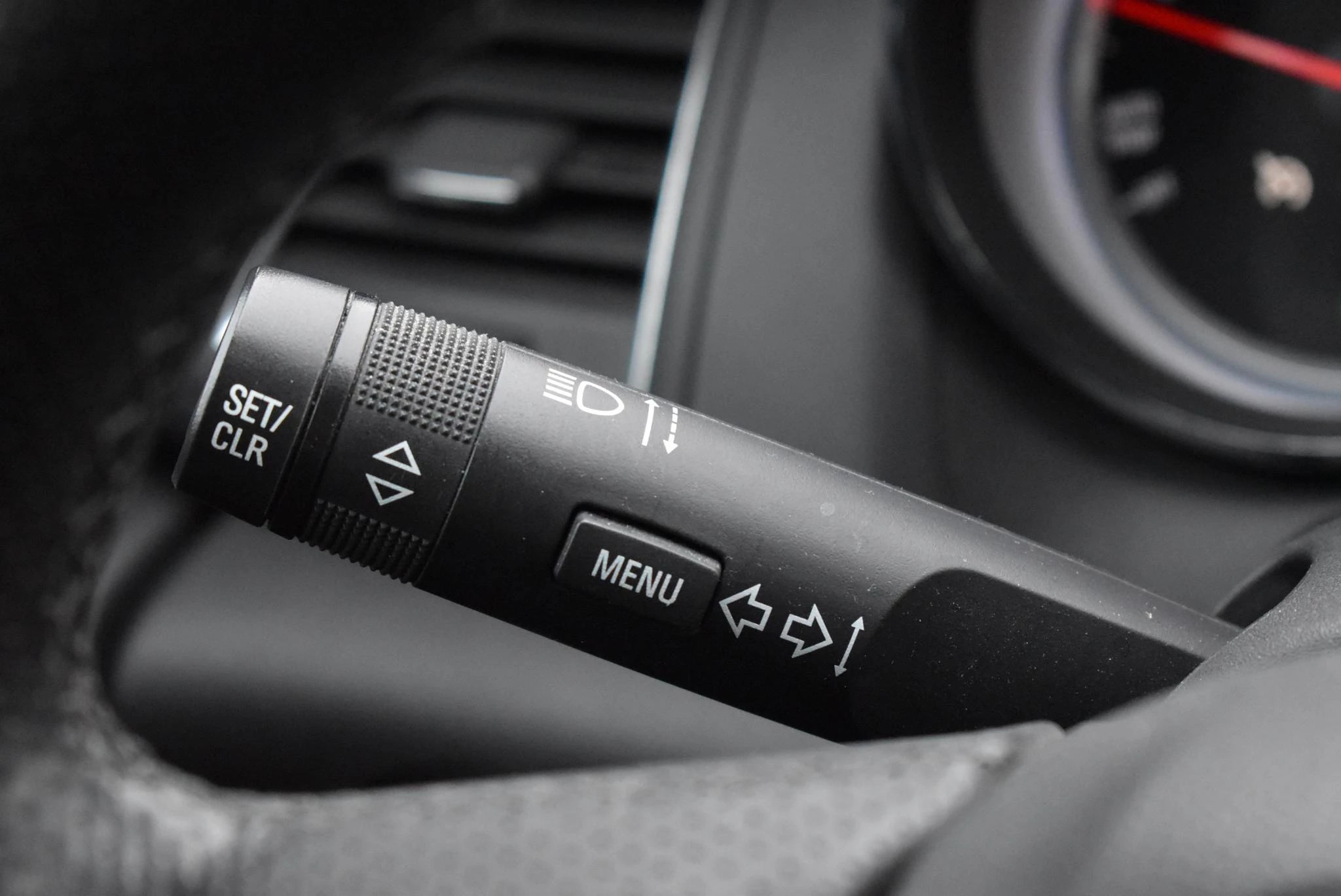 Opel-Cascada-image-17