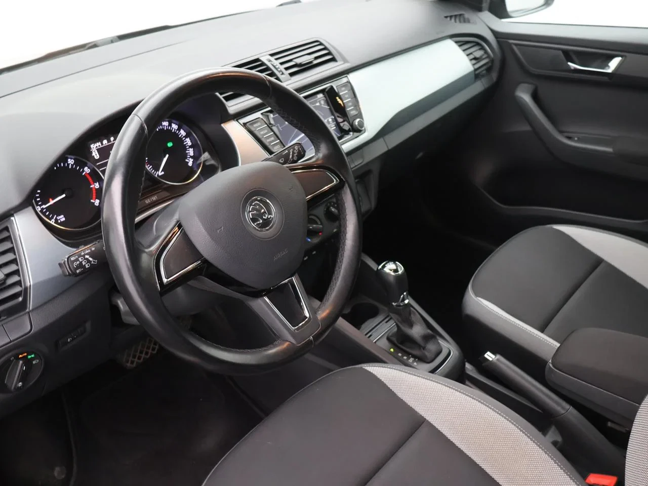 Škoda Fabia Combi Fabia SW 1.2 TSI 110PK*AUTOMAAT*AIRCO*NAVI*TREKHAAK