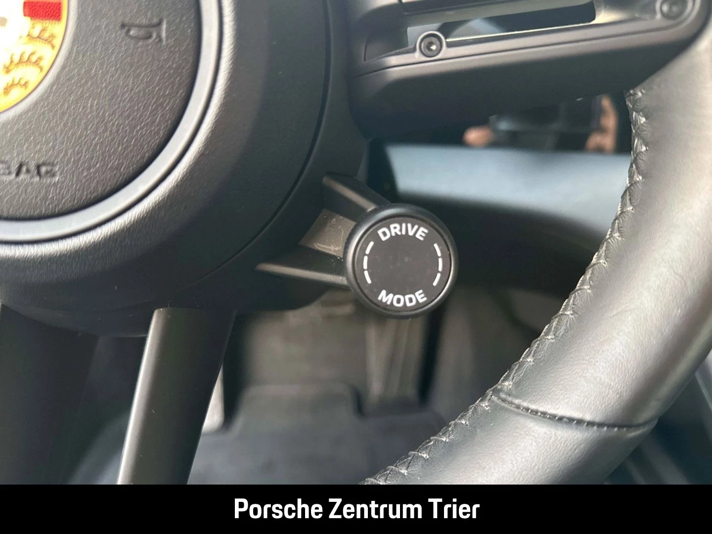 Porsche Taycan 4 Cross Turismo HA-Lenkung InnoDrive LED -