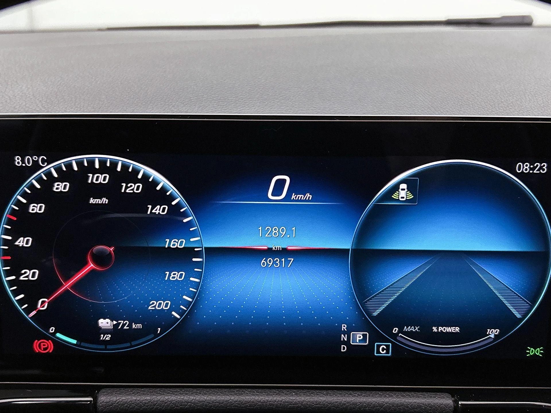 Mercedes-Benz-EQA-image-8