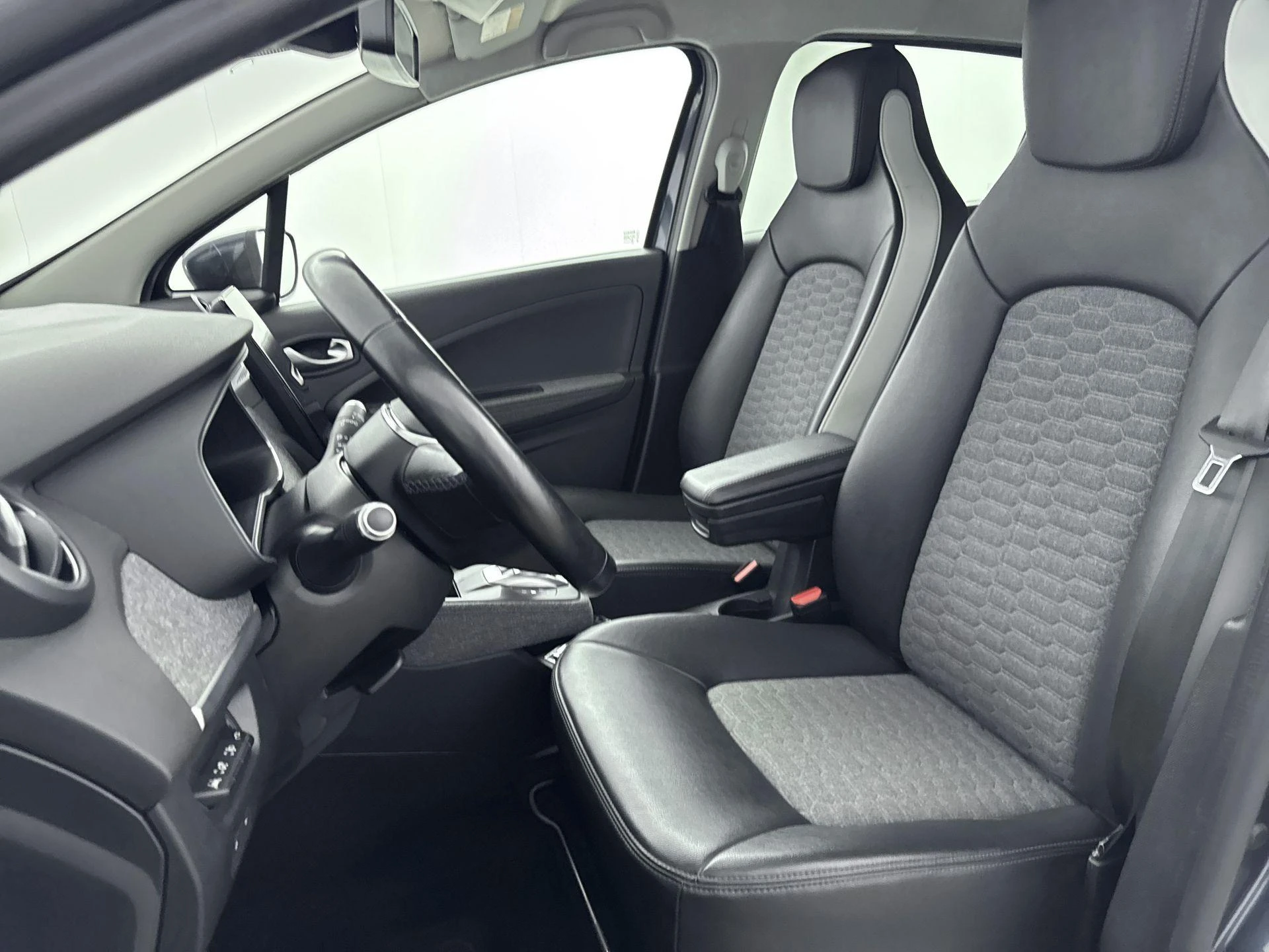 Renault-ZOE-image-9