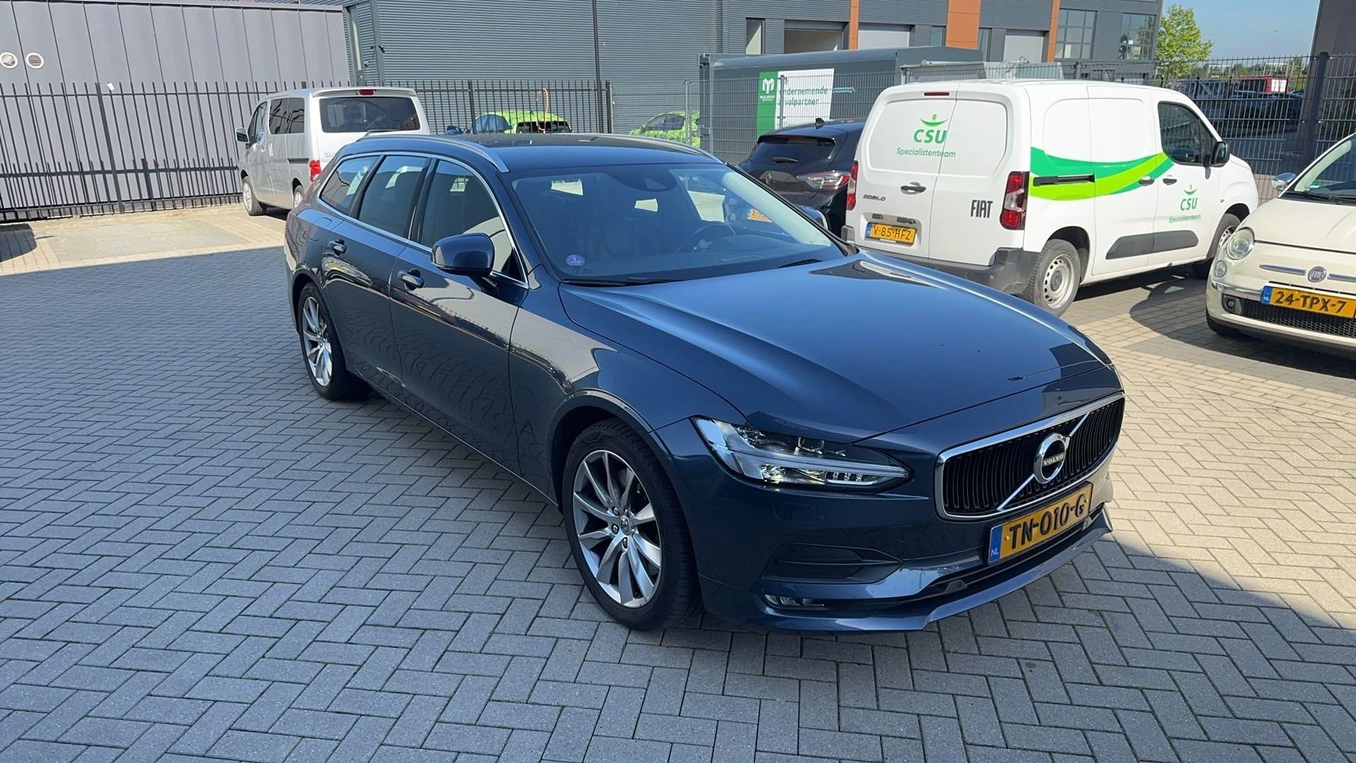 Volvo-V90-image-5