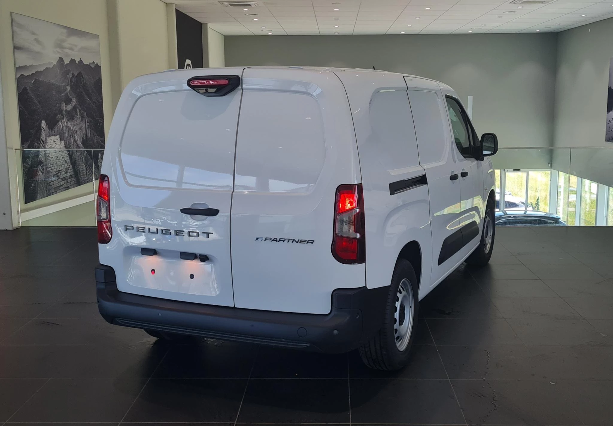 Peugeot e-Partner