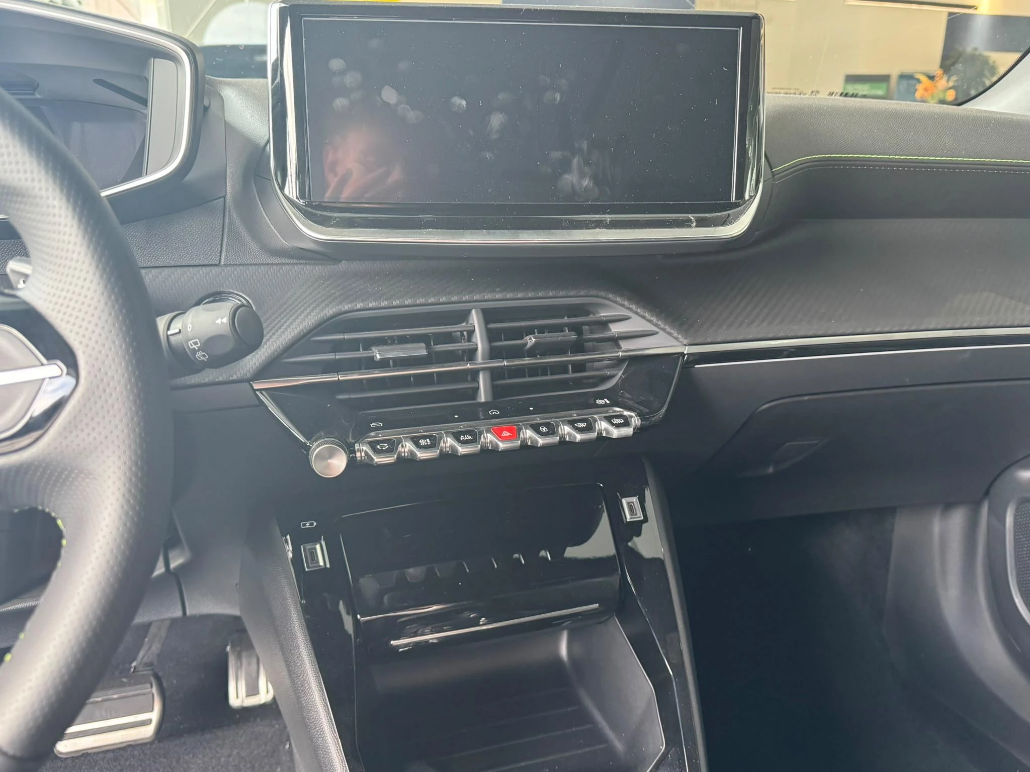 Peugeot-2008-image-7