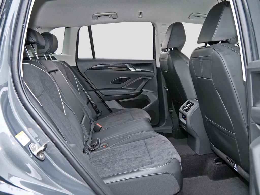 Volkswagen Tiguan UPE br. 57.605,- Elegance 1.5 l eTSI OPF 110 kW / 150 PS VSA