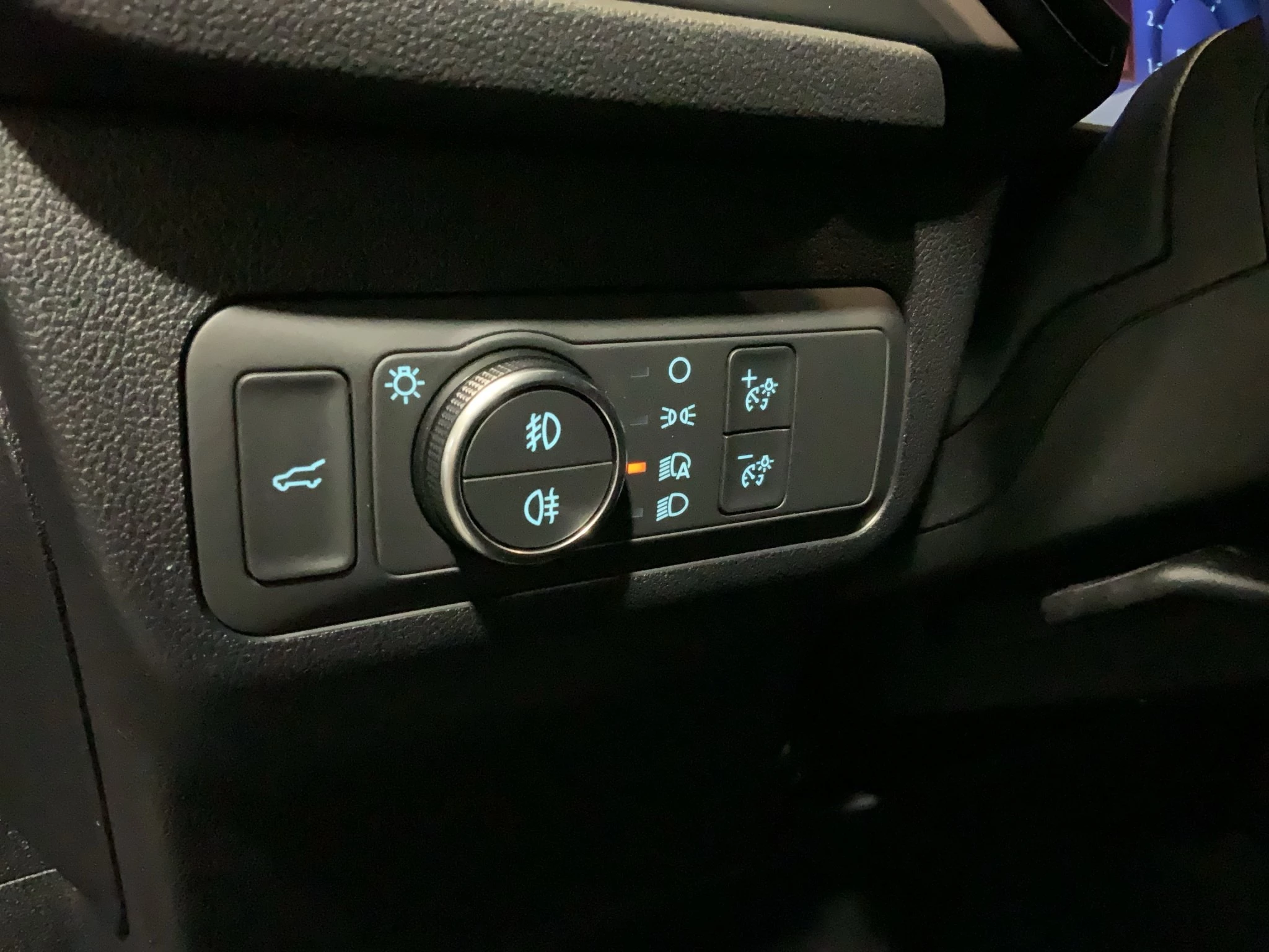 Ford Kuga ST-Line X*PANO*AHK*KAM*ACC*NAVI*SOUND-SYS. LED Pano SHZ 4xSHZ