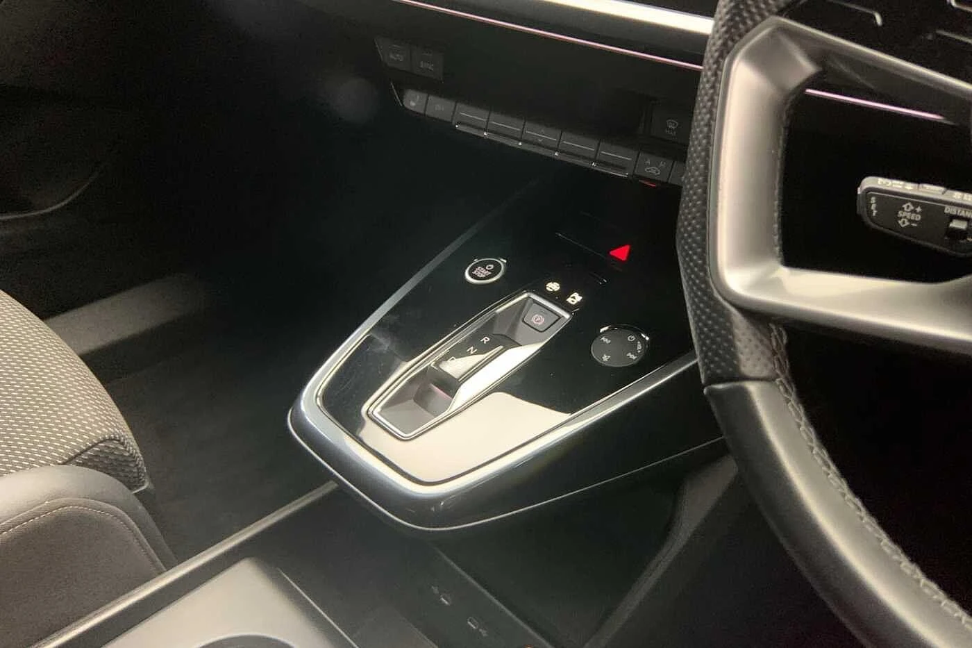Audi-Q4 e-tron-image-7