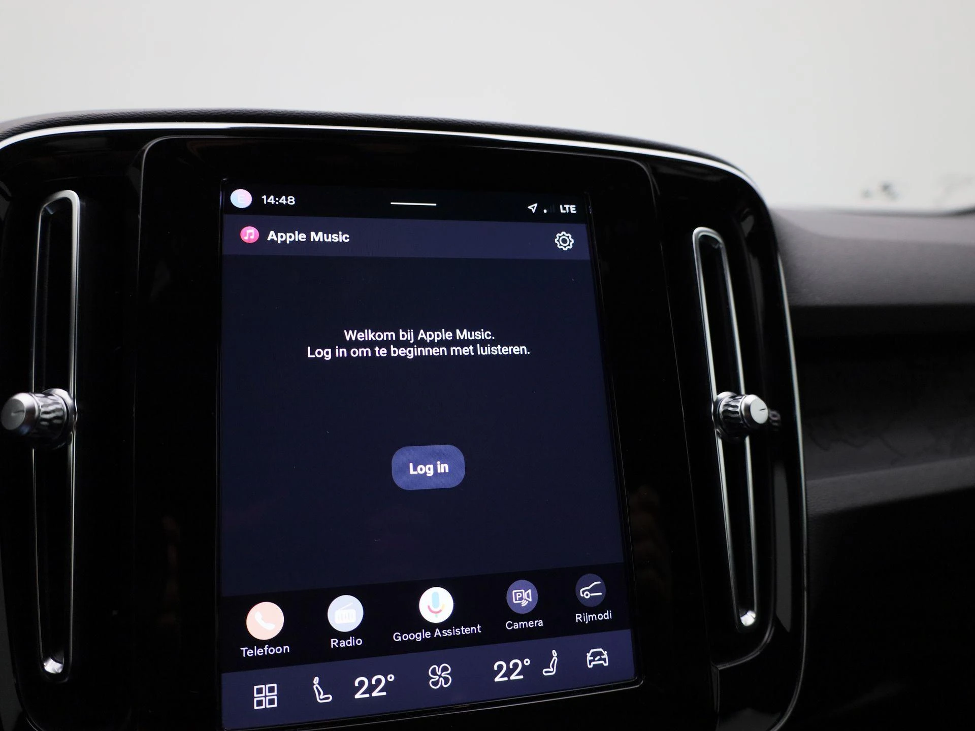 Volvo-XC40-image-20