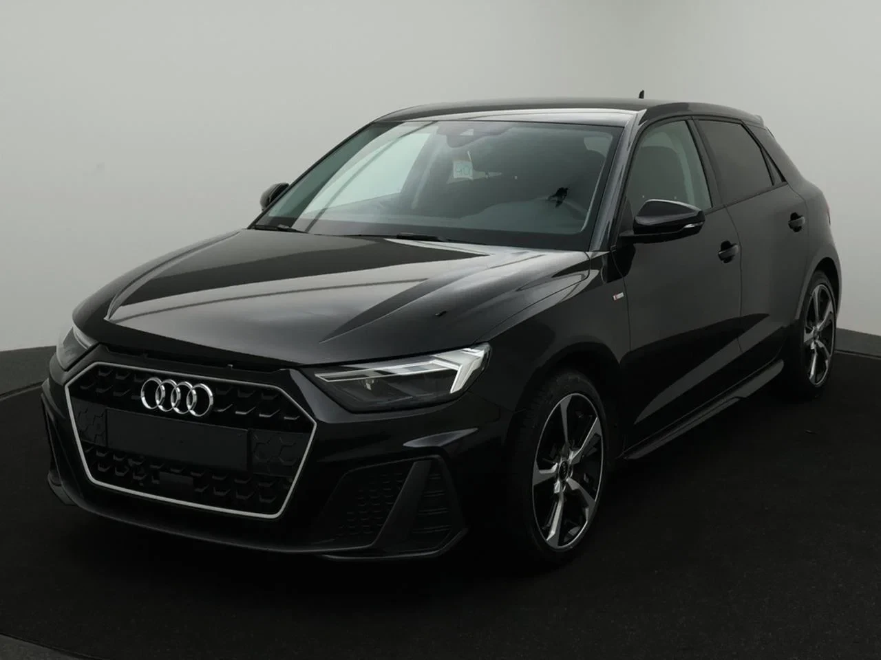 Audi-A1 Sportback-image-0