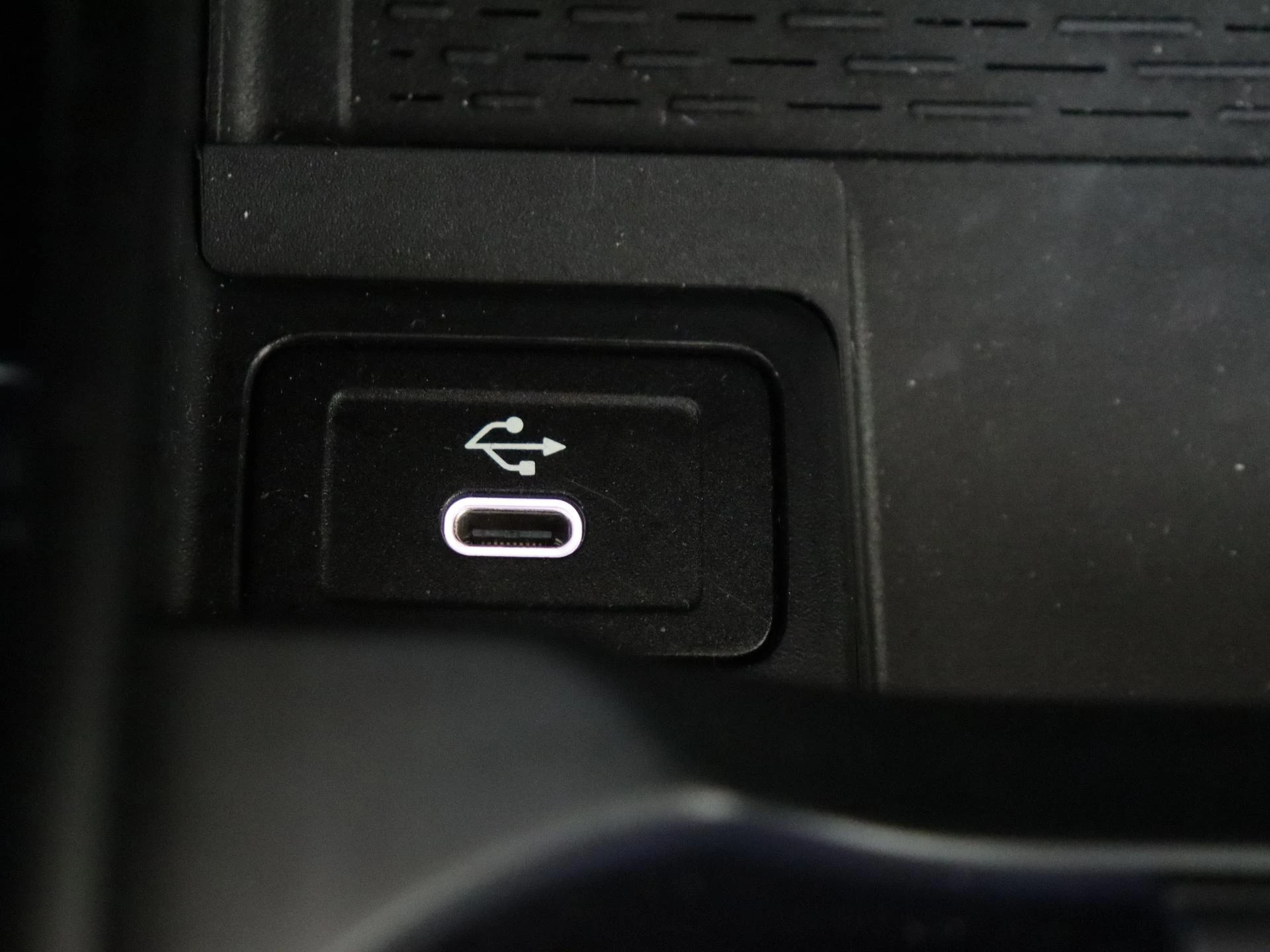 Mercedes-Benz-A-Klasse-image-27