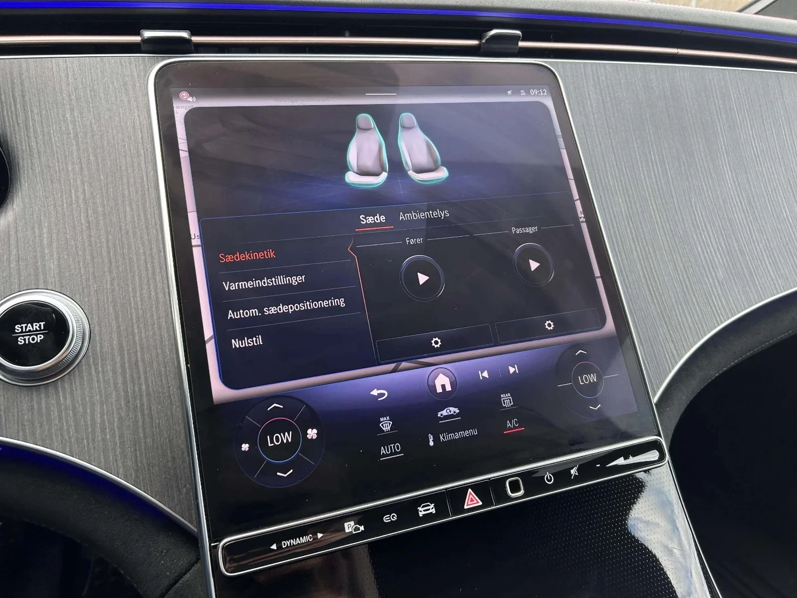 Mercedes-Benz-EQE-image-18