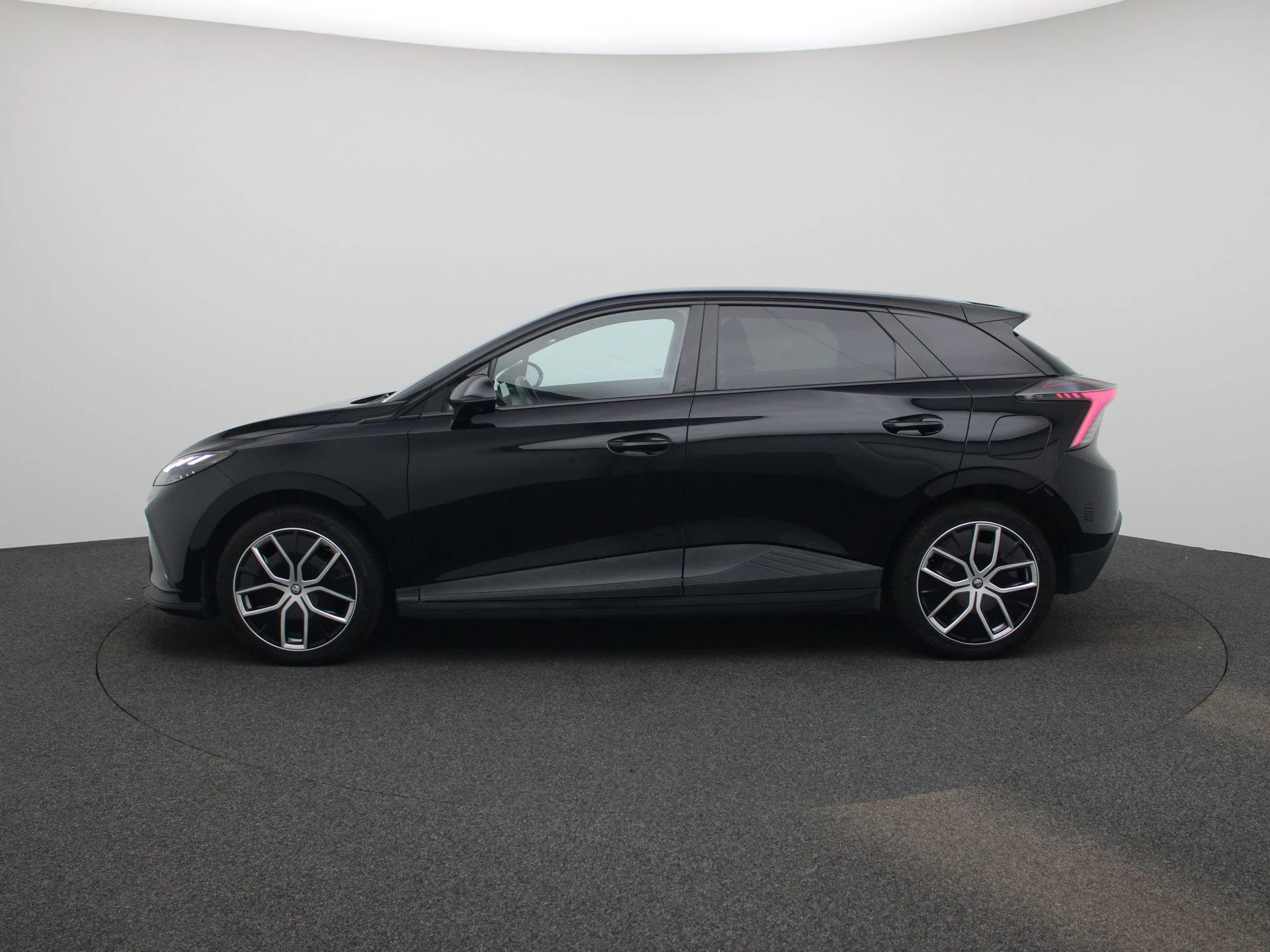 MG MG4 EV Electric Luxury 64 kWh