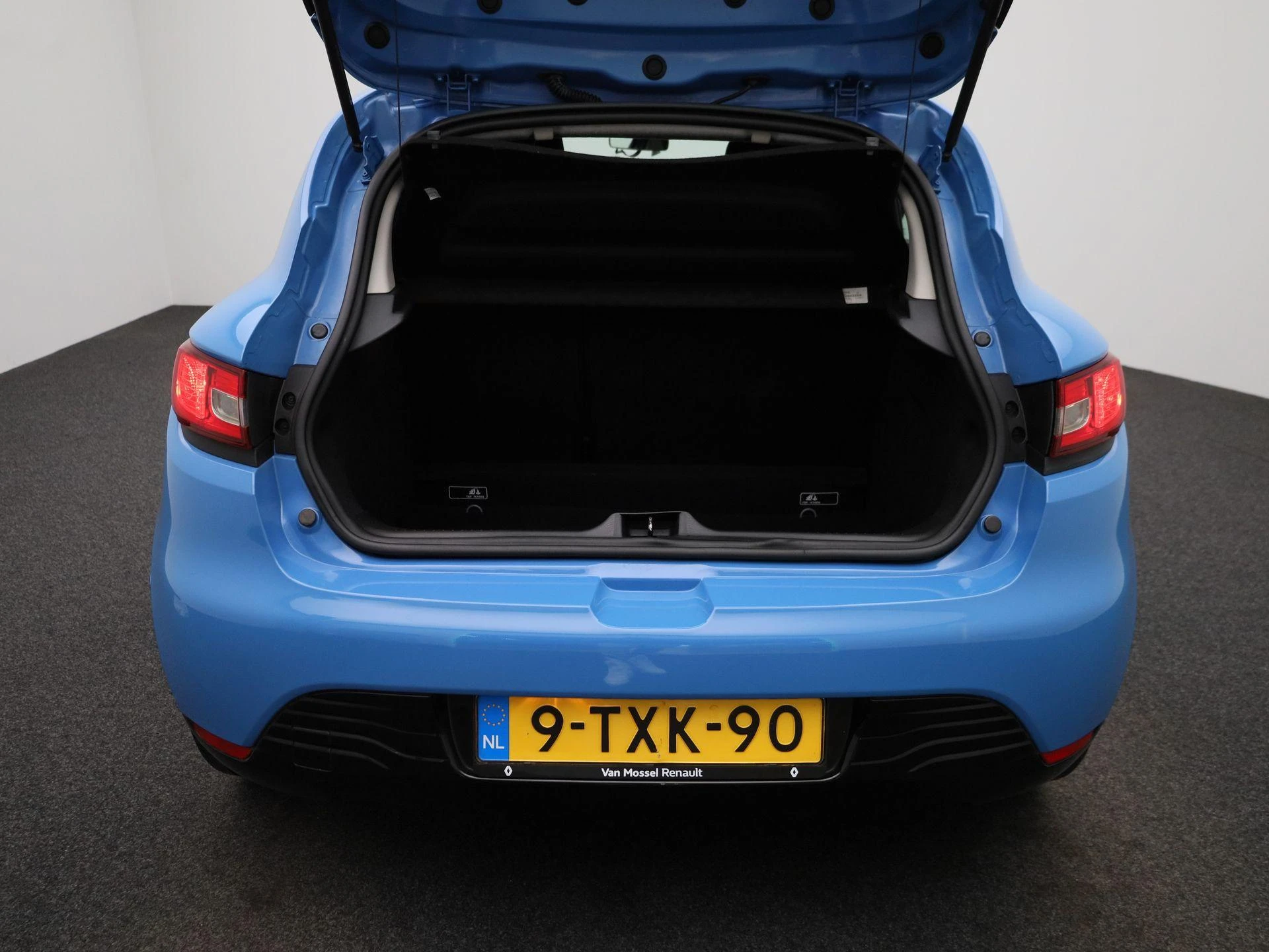 Renault-Clio-image-12