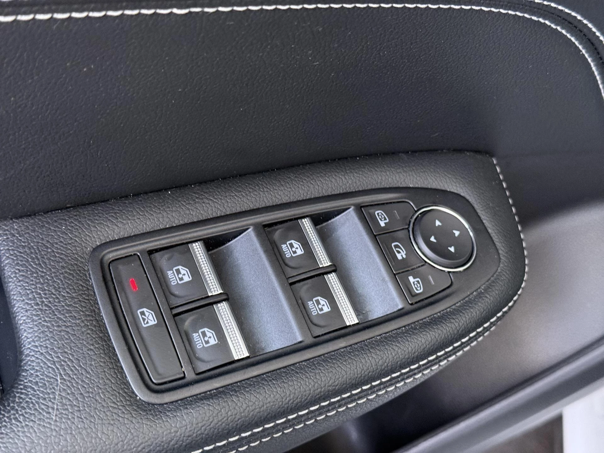 Renault-Arkana-image-24