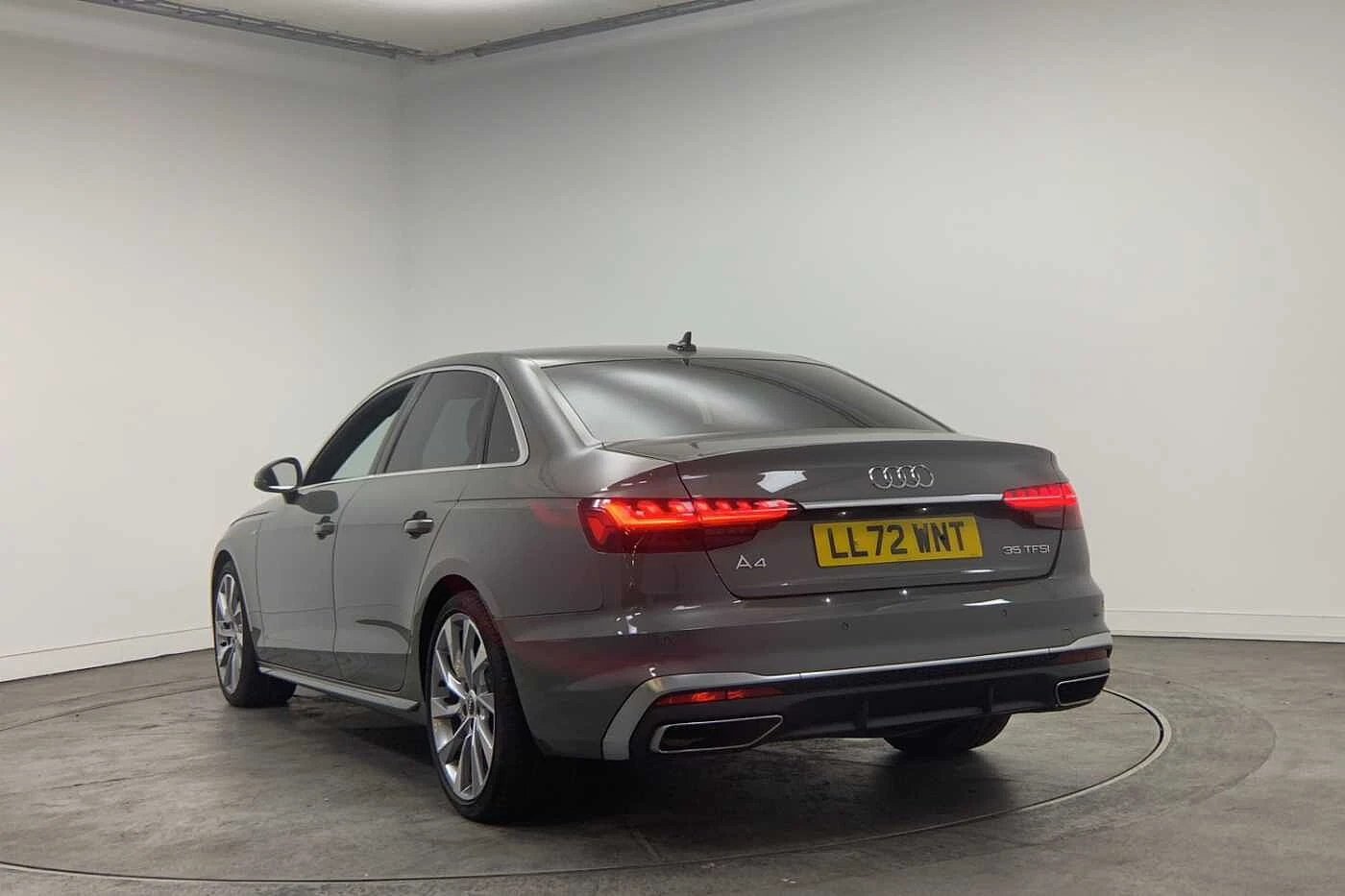 Audi-A4-image-2