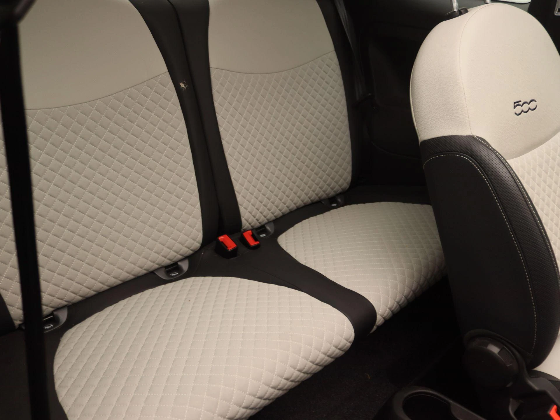Fiat-500C-image-21